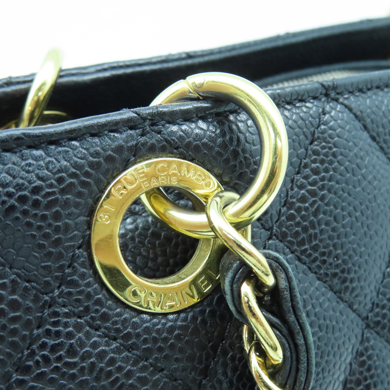 CHANEL rhombic cowhide leather Shoulder Bag gold buckle shoulder bag black