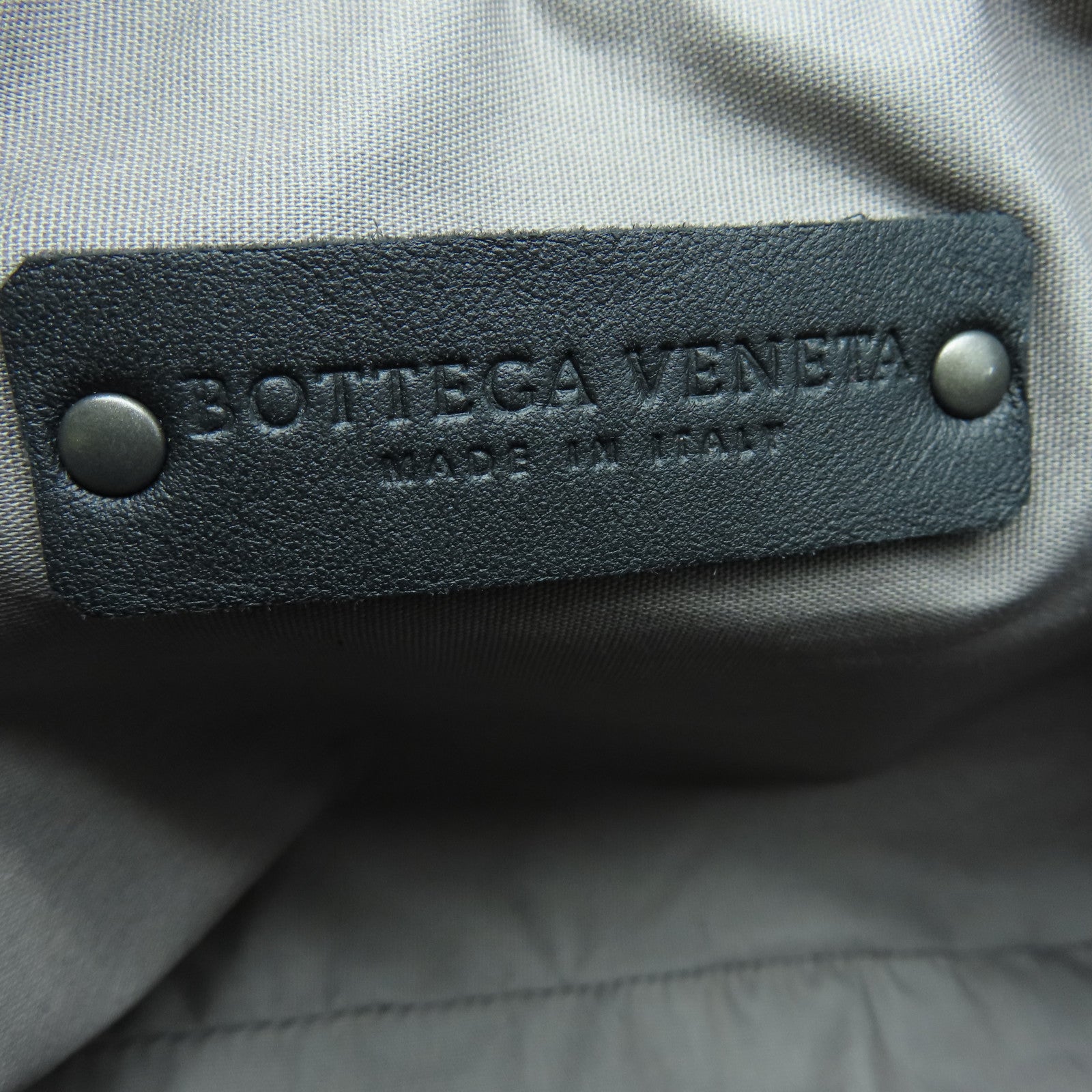 BOTTEGA VENETA 织纹皮革Shoulder Bag肩背袋黑色