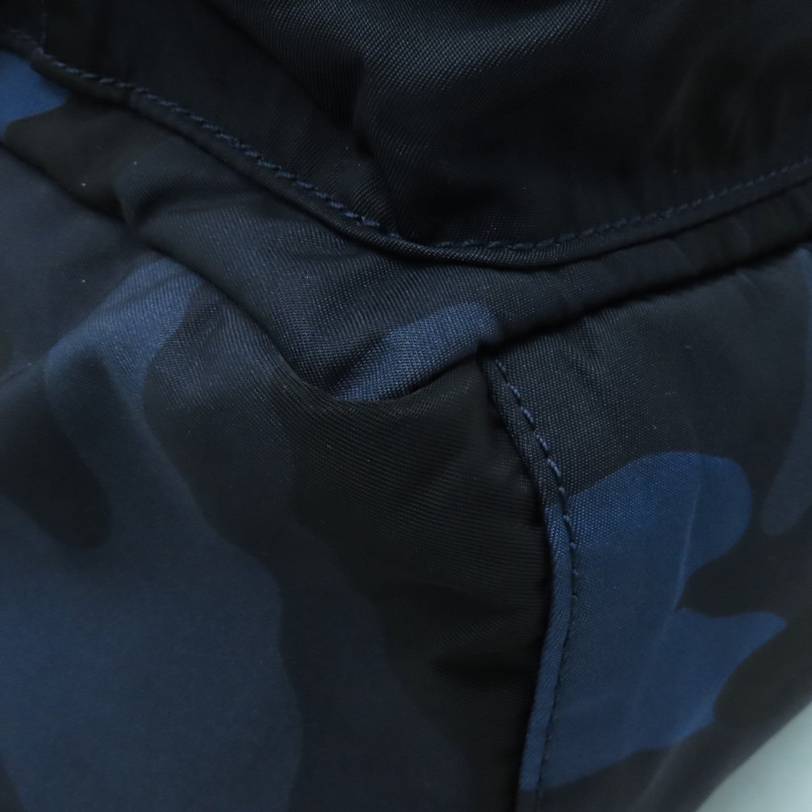 Valentino 尼龙Backpack银扣背包蓝色