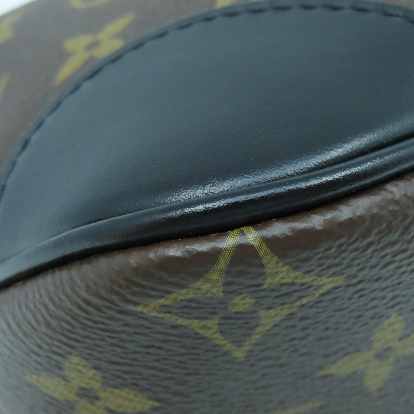 LOUIS VUITTON Monogram Boulogne Gold Buckle Shoulder Bag Brown