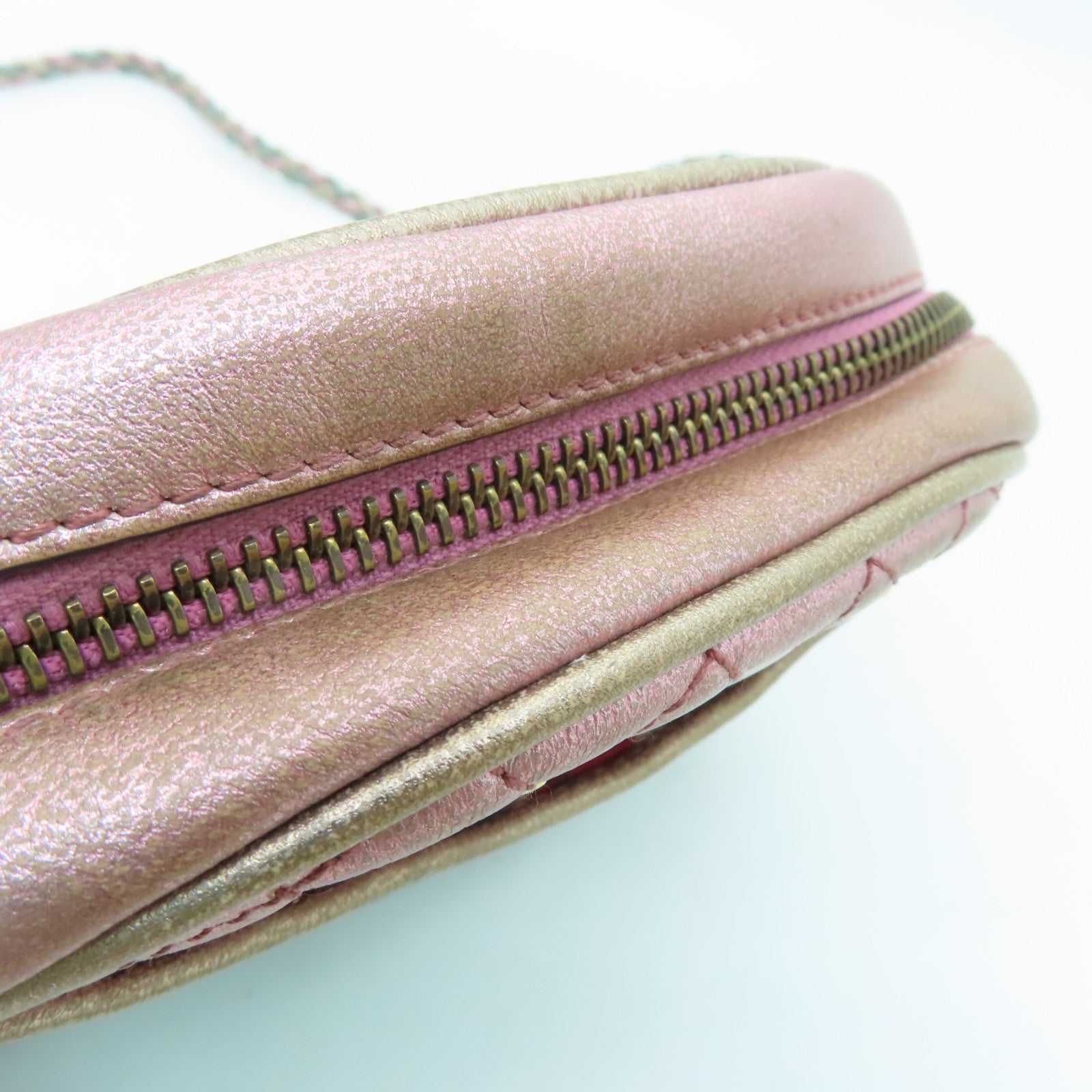 GUCCI leather Zumi Horsebit gold buckle shoulder bag pink light green
