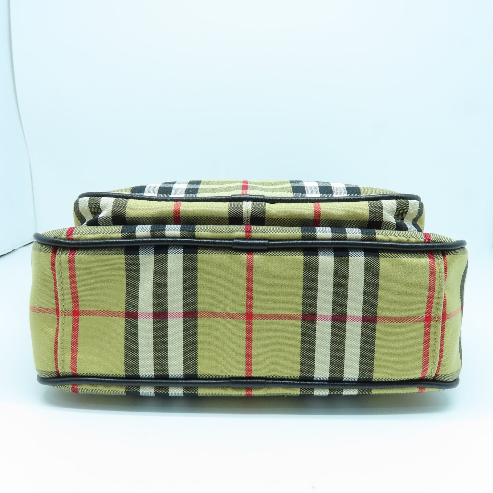 BURBERRY 帆布Shoulder Bag银扣肩背袋米色