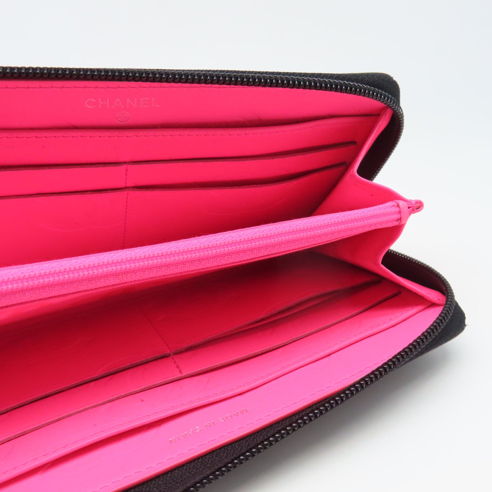 CHANEL 菱格Cambon Long Wallet銀扣長錢包黑色