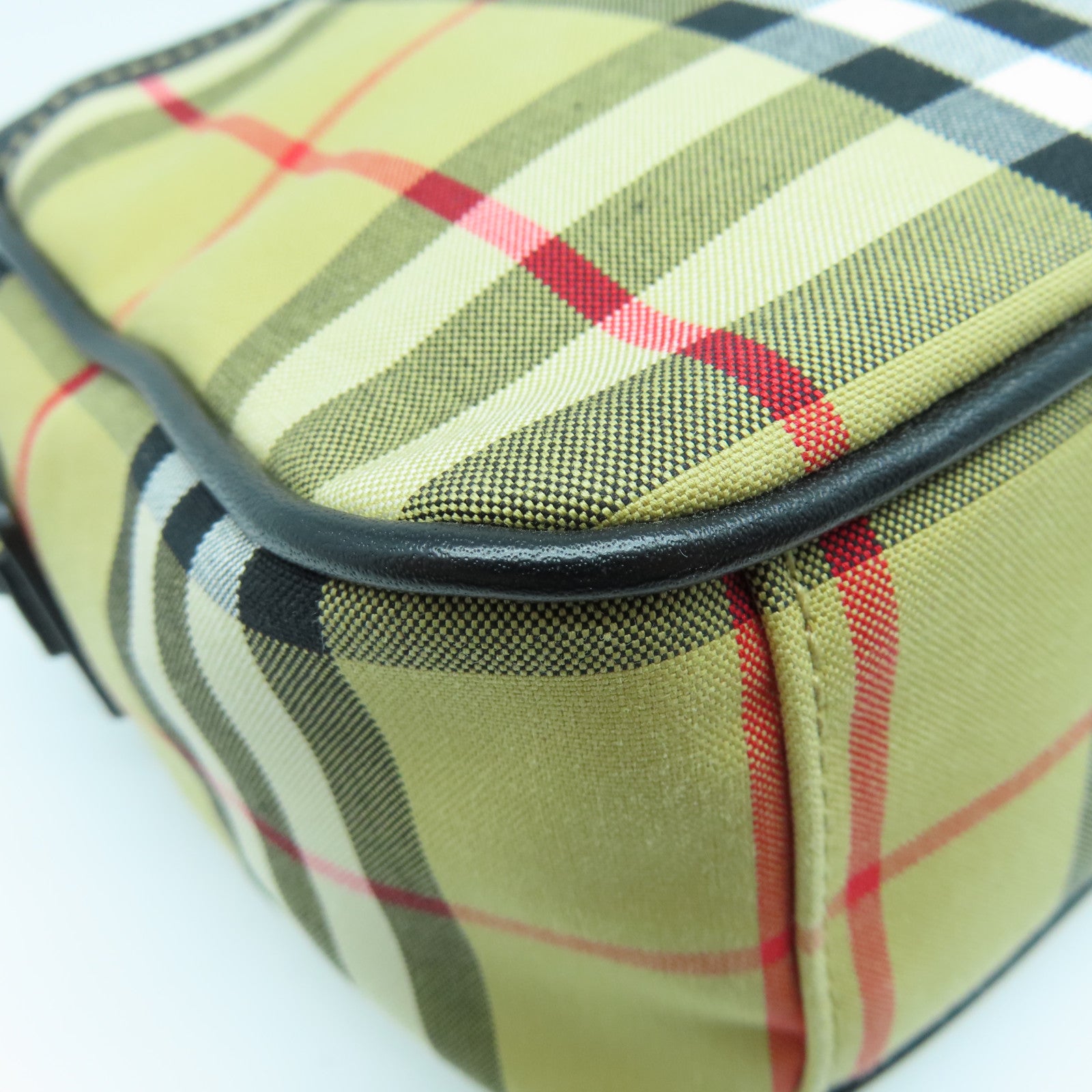 BURBERRY 帆布Shoulder Bag银扣肩背袋米色