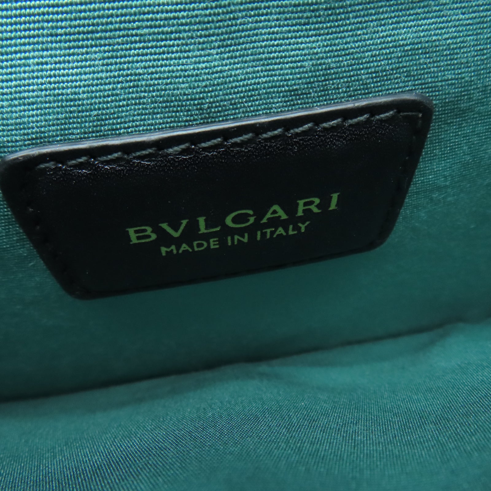 BVLGARI 牛皮皮革Shoulder Bag金扣肩背袋黑色