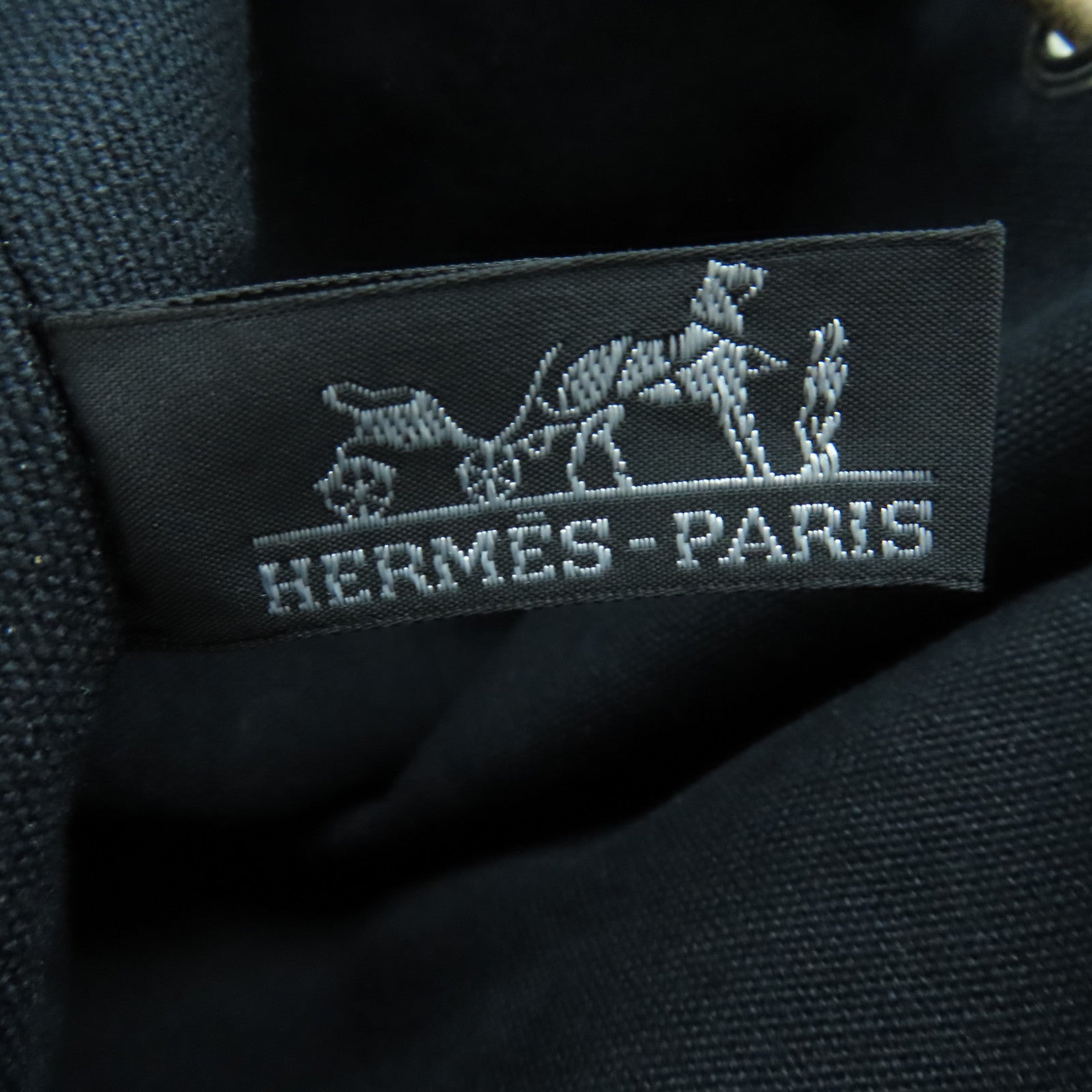HERMES 【激減優惠】帆布Sac Polochon銀扣背包黑色