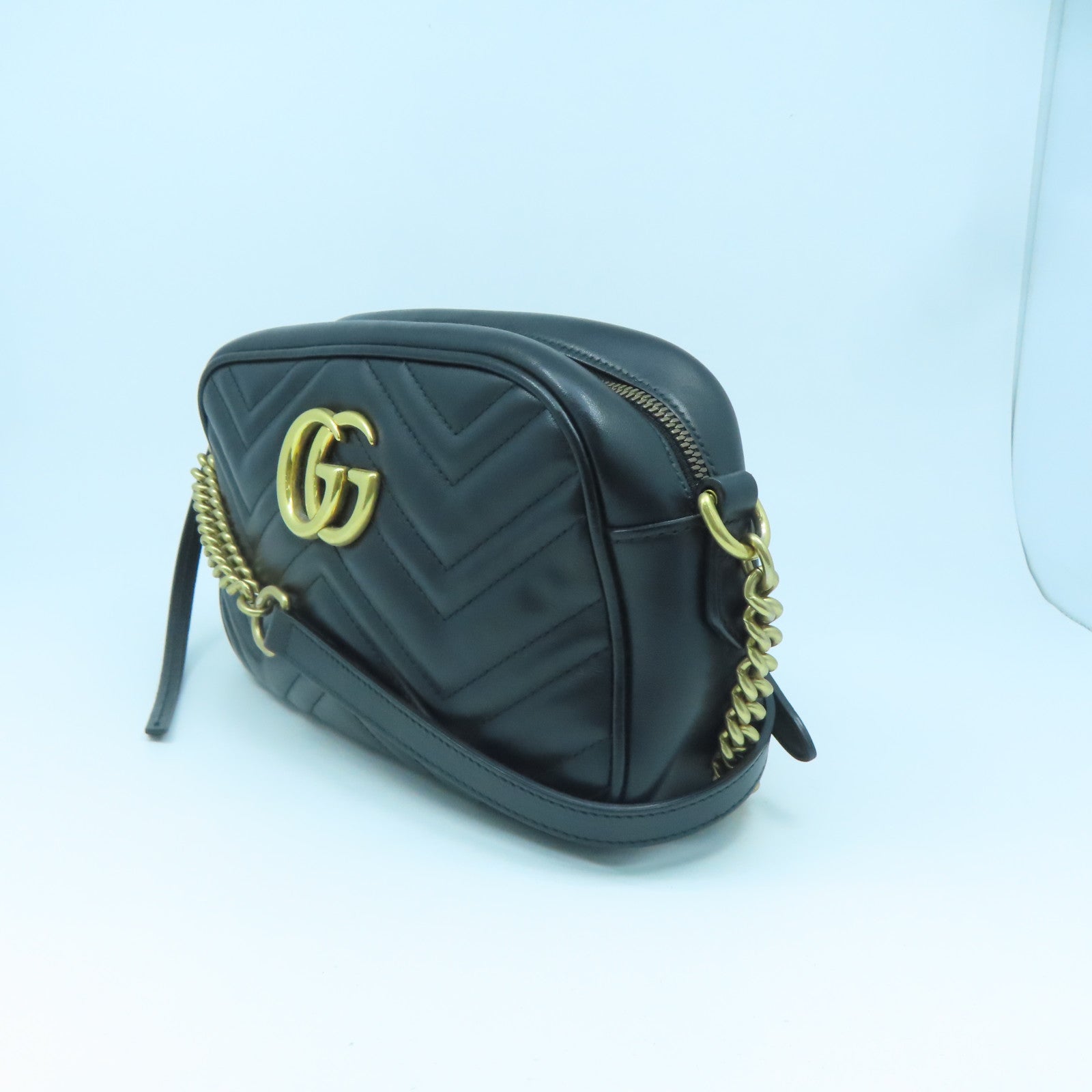 GUCCI 牛皮皮革GG Marmont金扣鏈帶肩背袋黑色