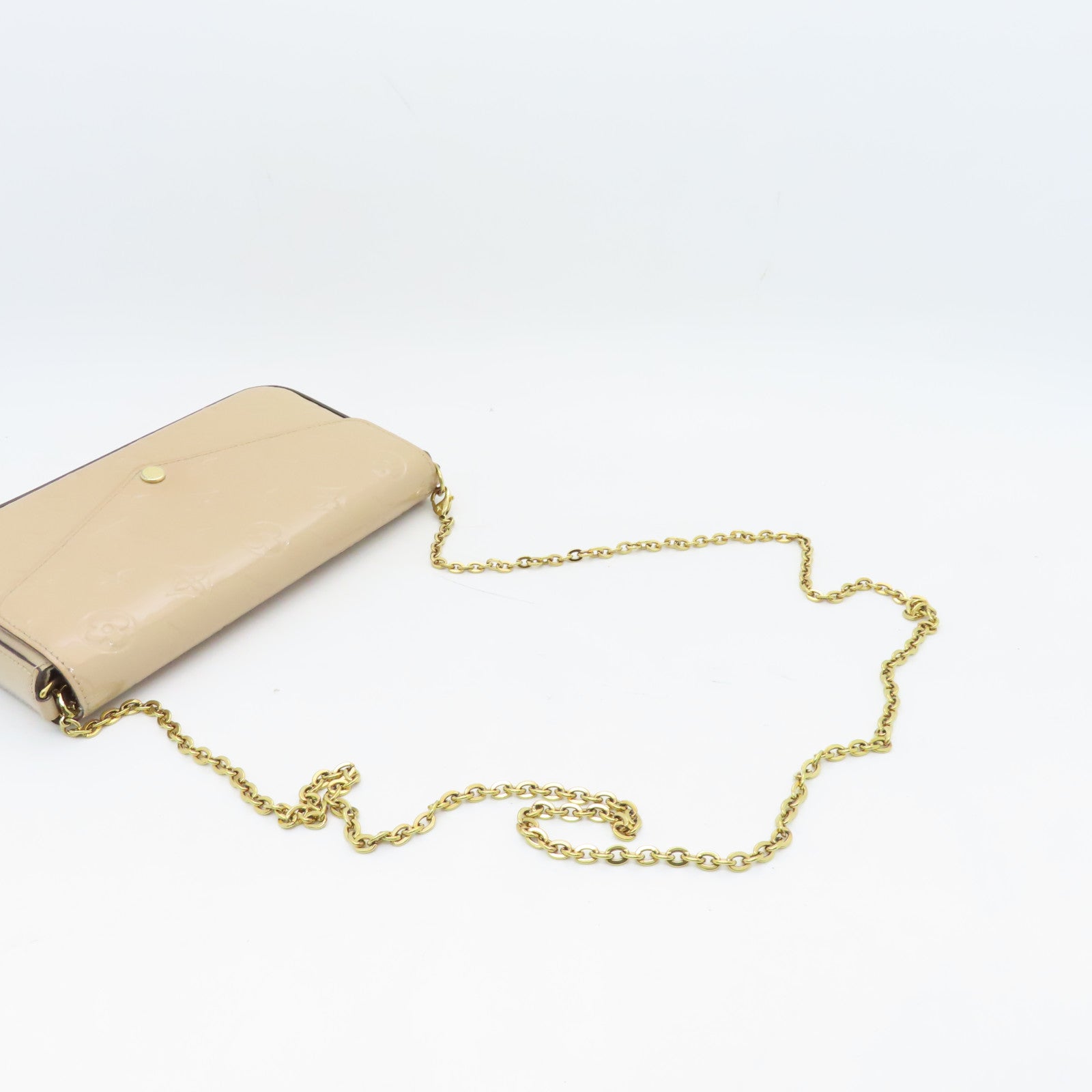 LOUIS VUITTON Monogram Vernis Pochette Felicie Gold Buckle Chain Shoulder Bag Beige