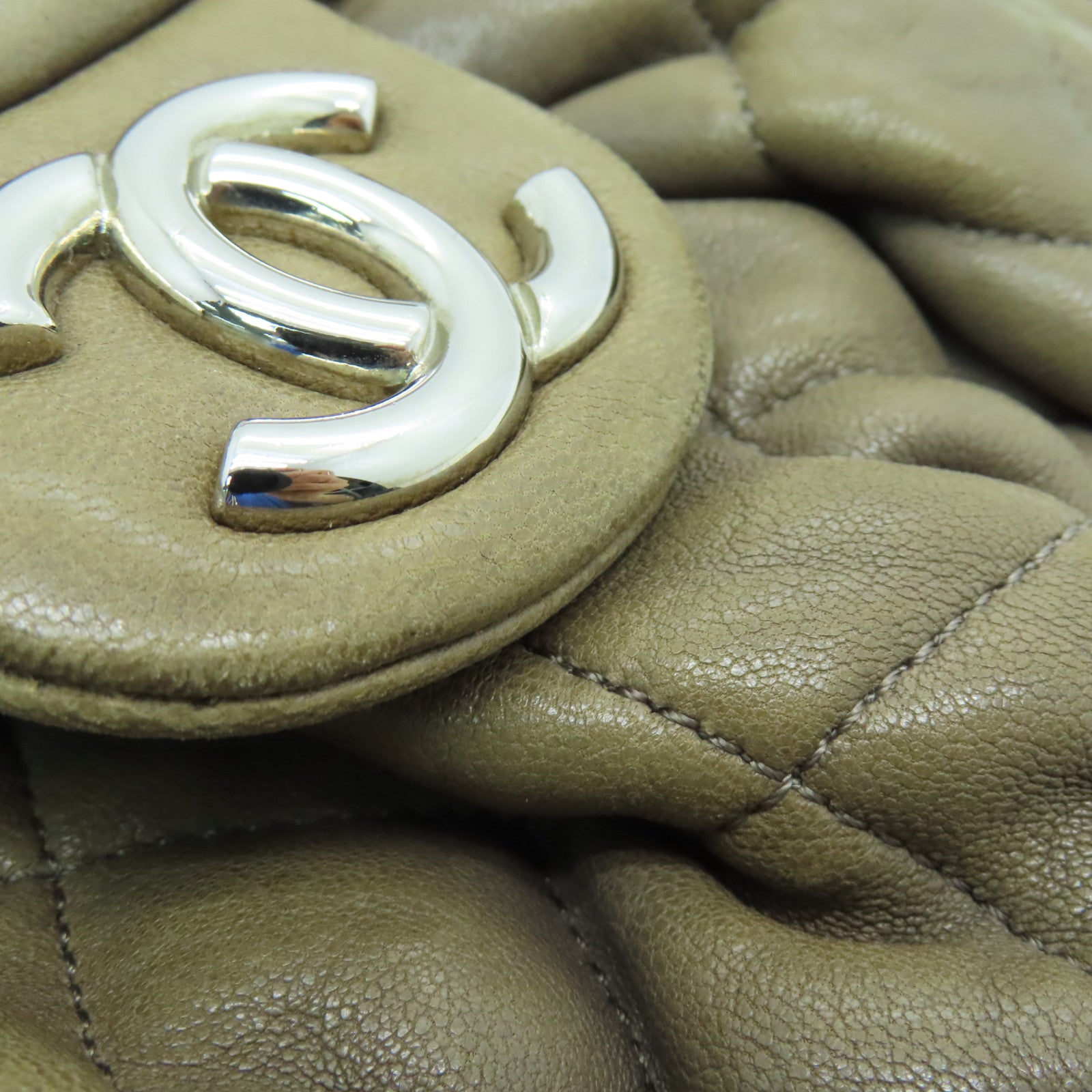 CHANEL Rhombus Sheepskin Leather Chain Shoulder Silver Buckle Shoulder Bag Light Brown