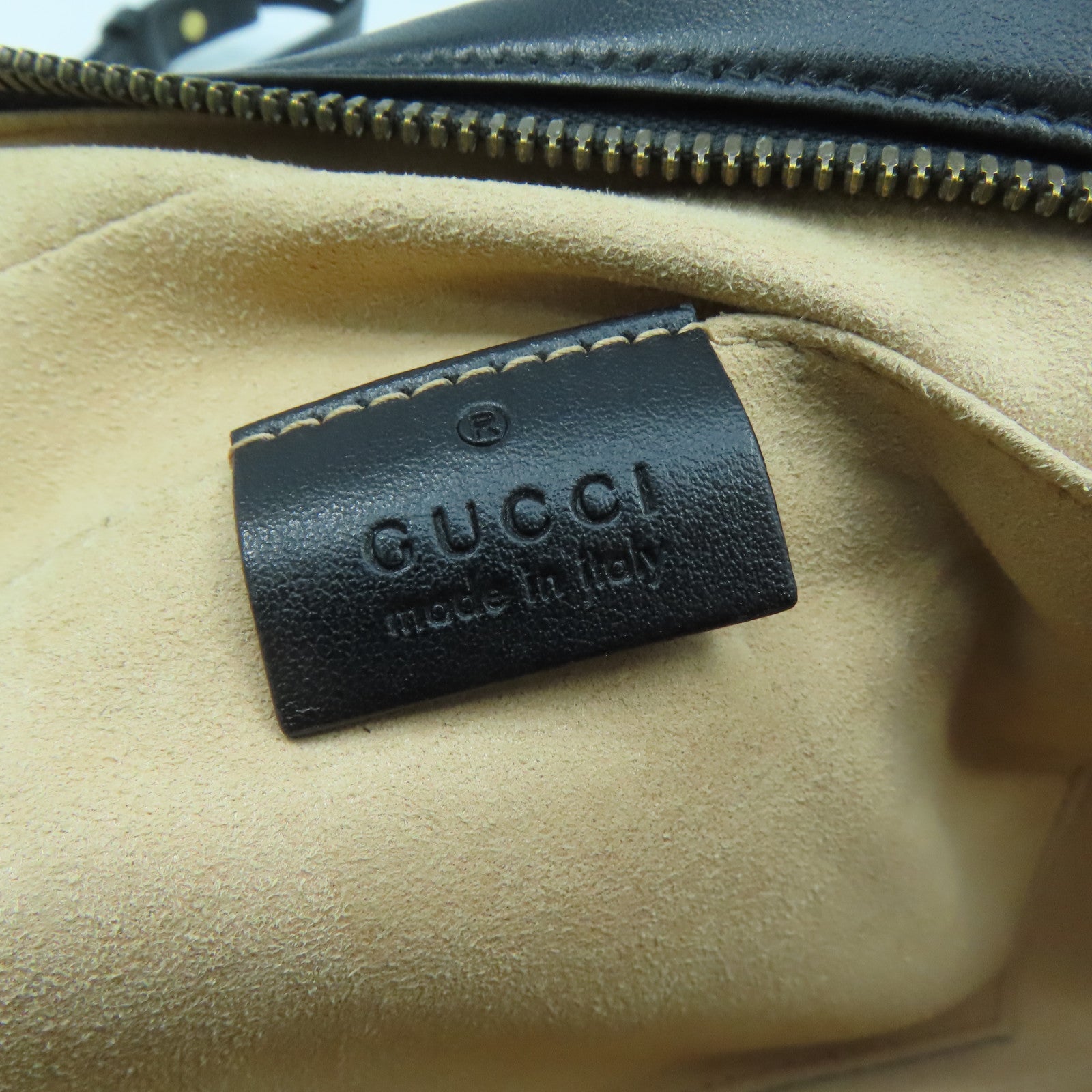 GUCCI 牛皮皮革GG Marmont金扣鏈帶肩背袋黑色