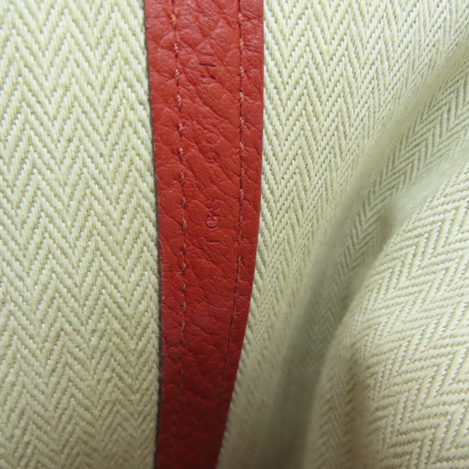 HERMES Clemence Leather Garden Party PM Silver Buckle Handle Bag Red