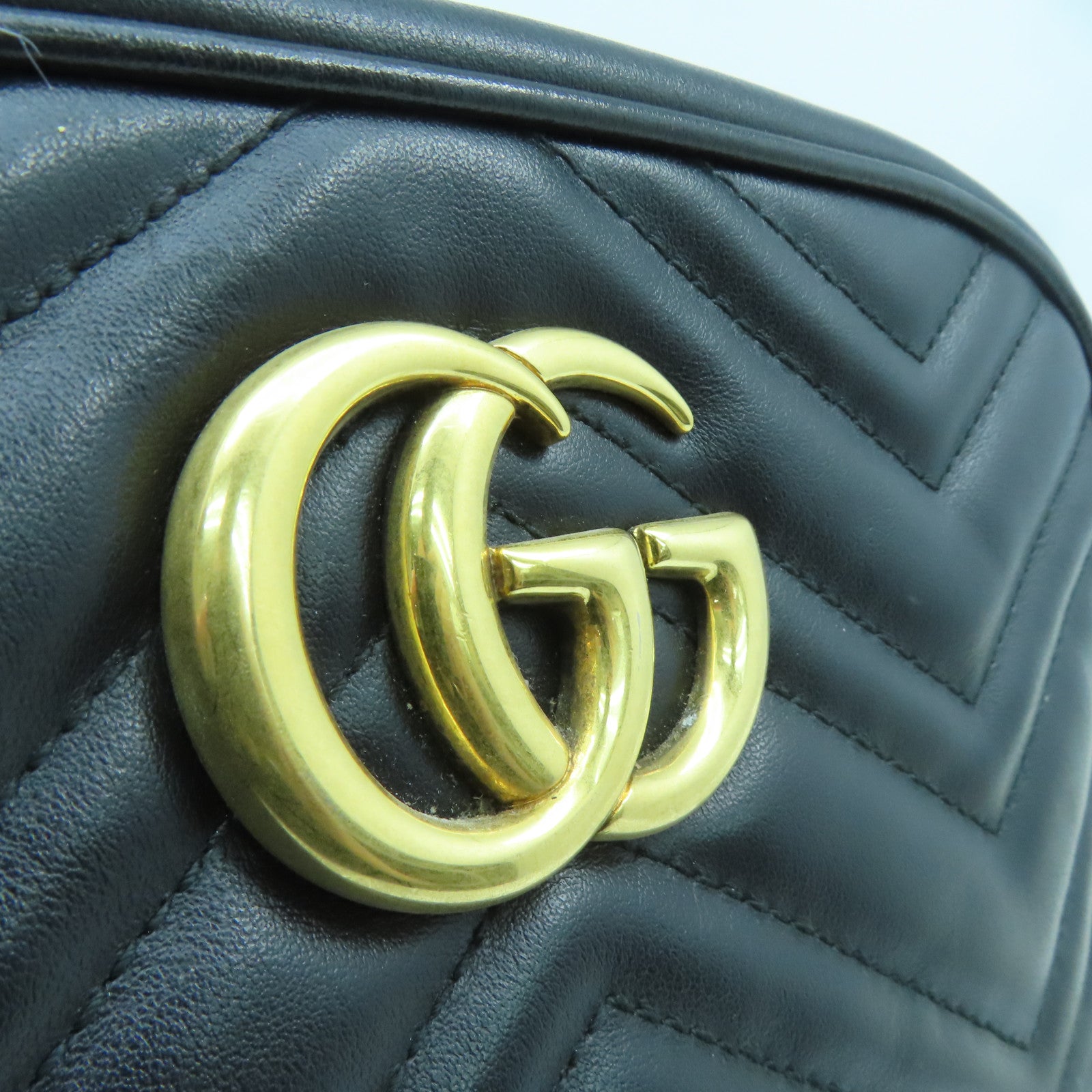 GUCCI 牛皮皮革GG Marmont金扣鏈帶肩背袋黑色