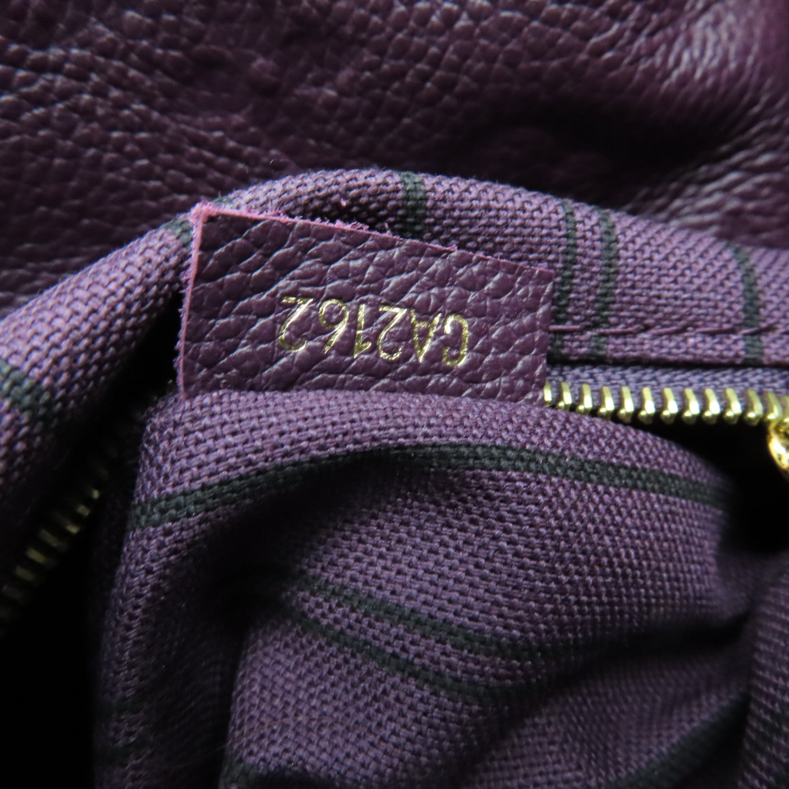 LOUIS VUITTON Monogram Empreinte Artsy金扣肩背袋紫色