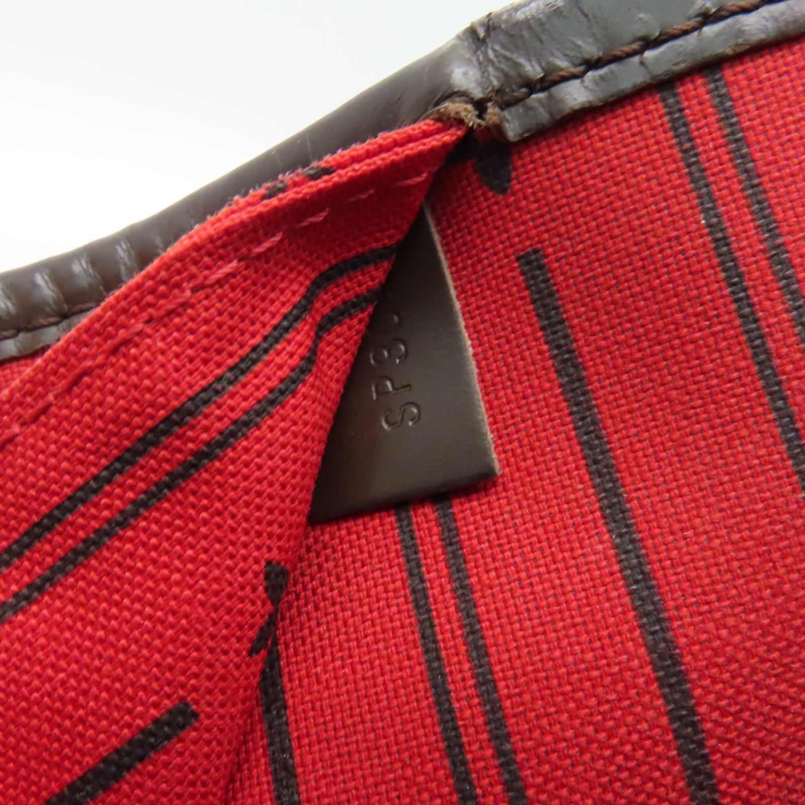 LOUIS VUITTON Damier Neverfull MM金扣手挽袋啡色