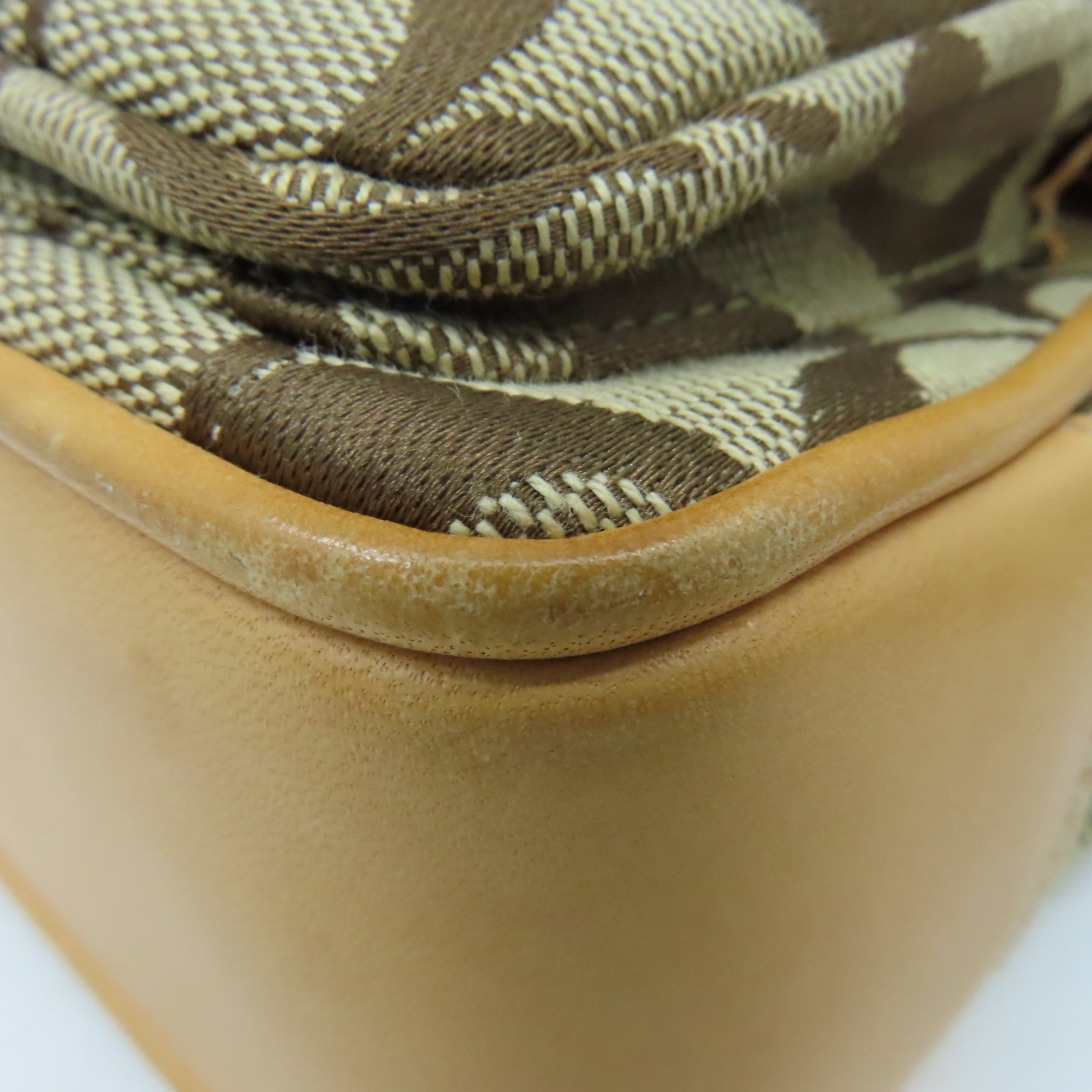 COACH 帆布Shoulder Bag銀扣肩背袋啡色