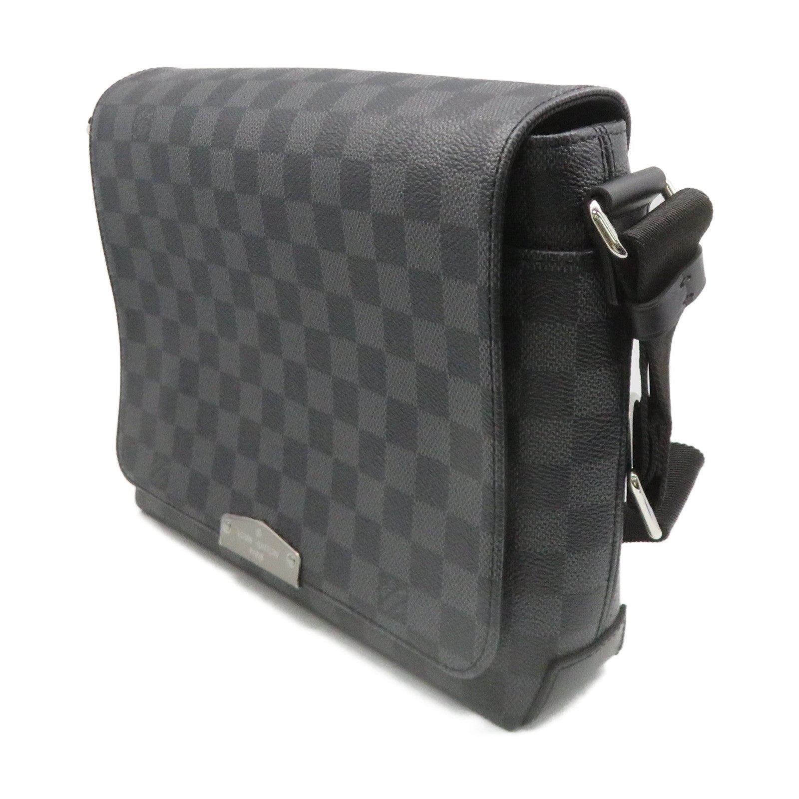 LOUIS VUITTON Damier Graphite District PM Shoulder Bag肩背袋黑色