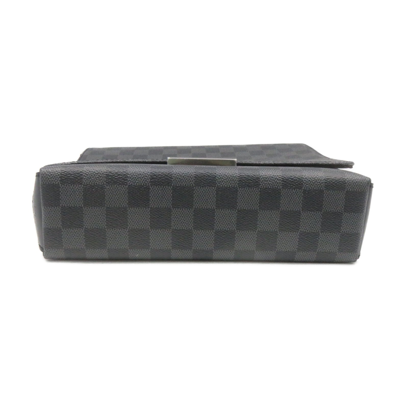 LOUIS VUITTON Damier Graphite District PM Shoulder Bag肩背袋黑色