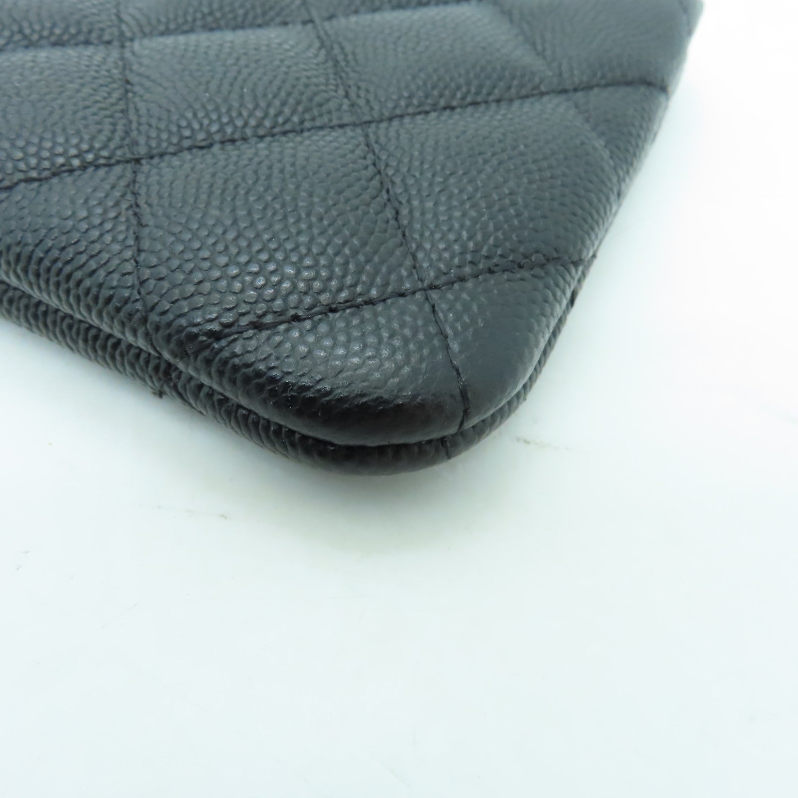 CHANEL 菱格Caviar皮革Clutch Bag金扣手拿包黑色