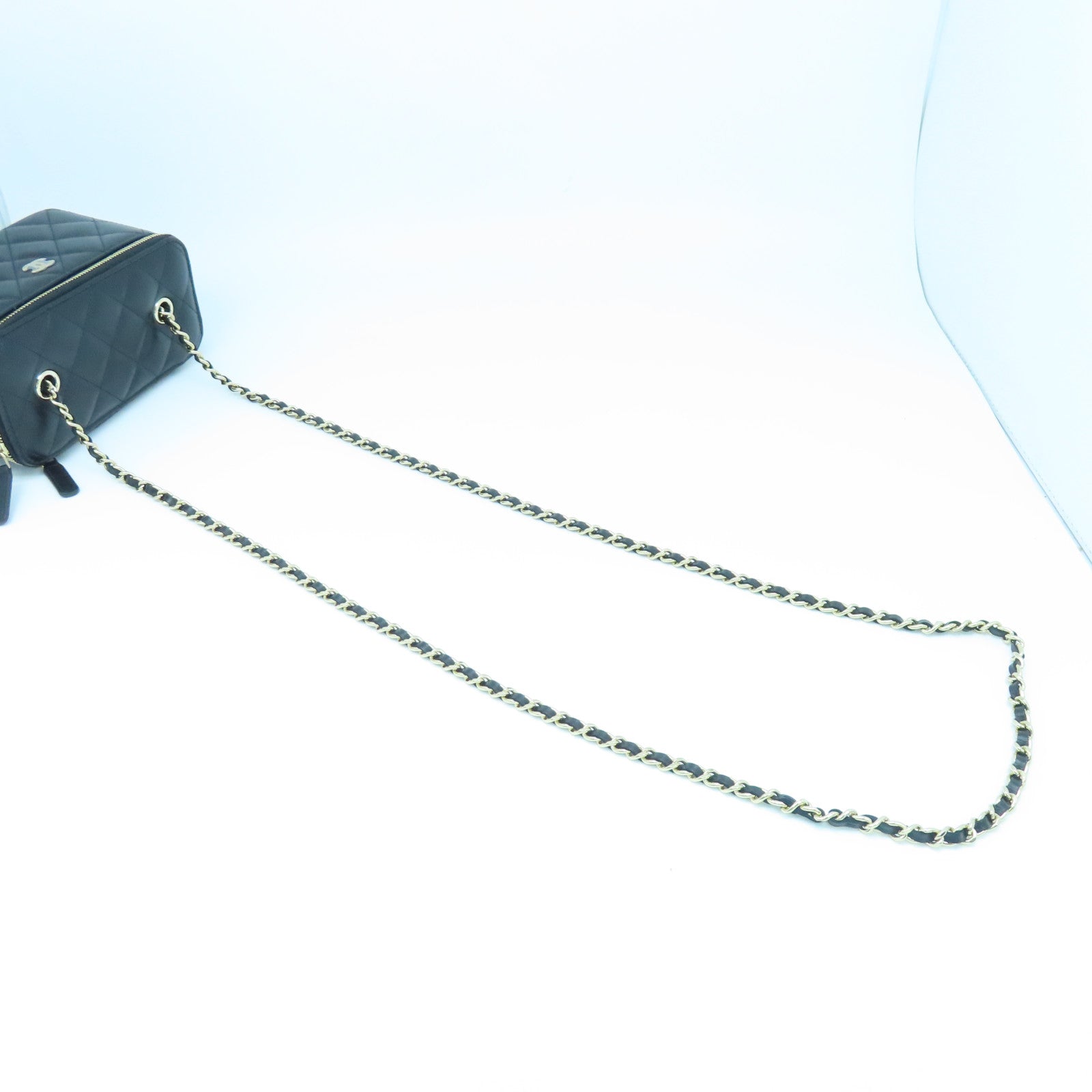 CHANEL rhombic sheepskin leather Chain Shoulder gold buckle shoulder bag black