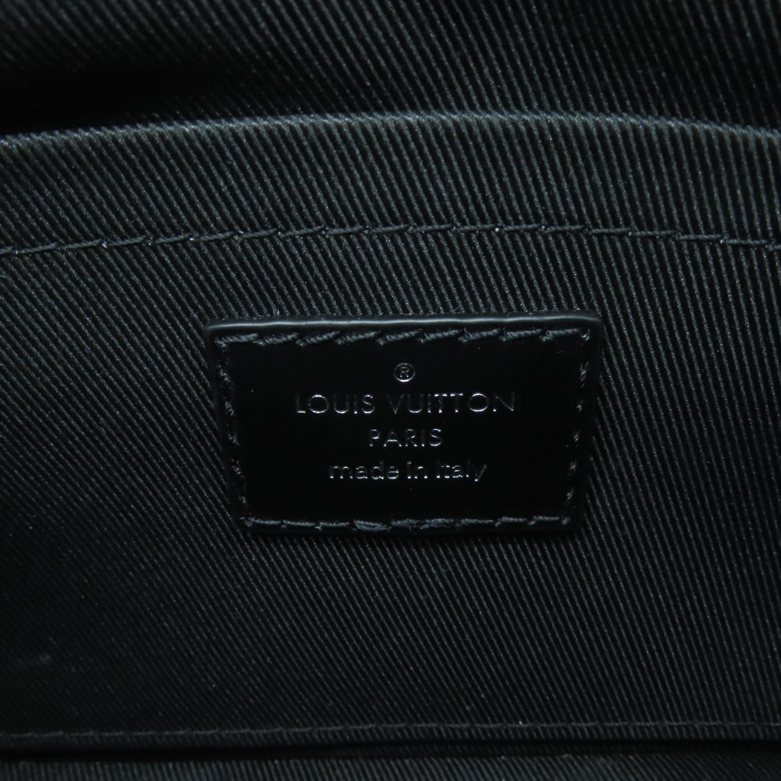 LOUIS VUITTON Monogram Eclipse Mini Soft Trunk黑扣肩背袋黑色