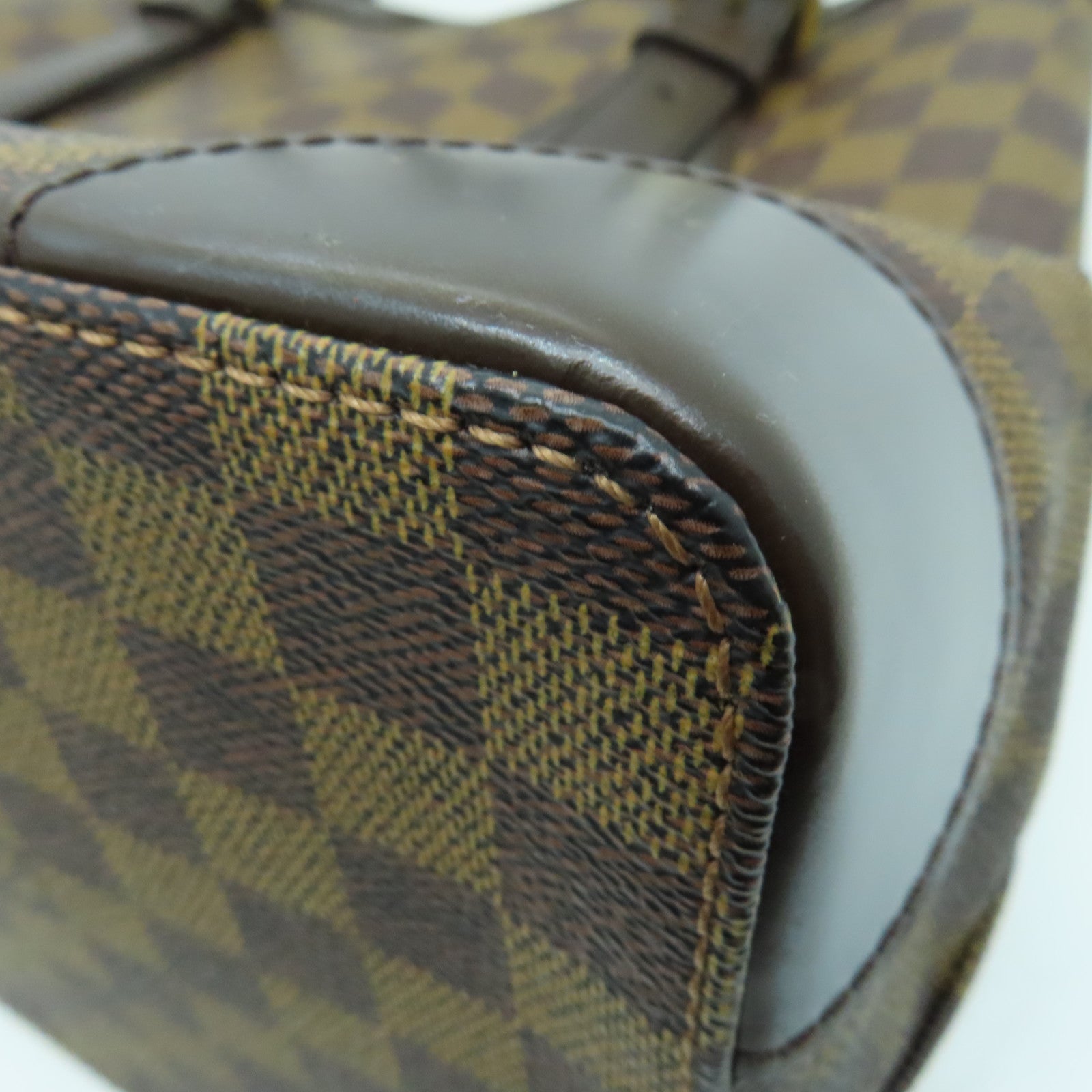 LOUIS VUITTON Damier Hampstead MM gold buckle handle bag brown