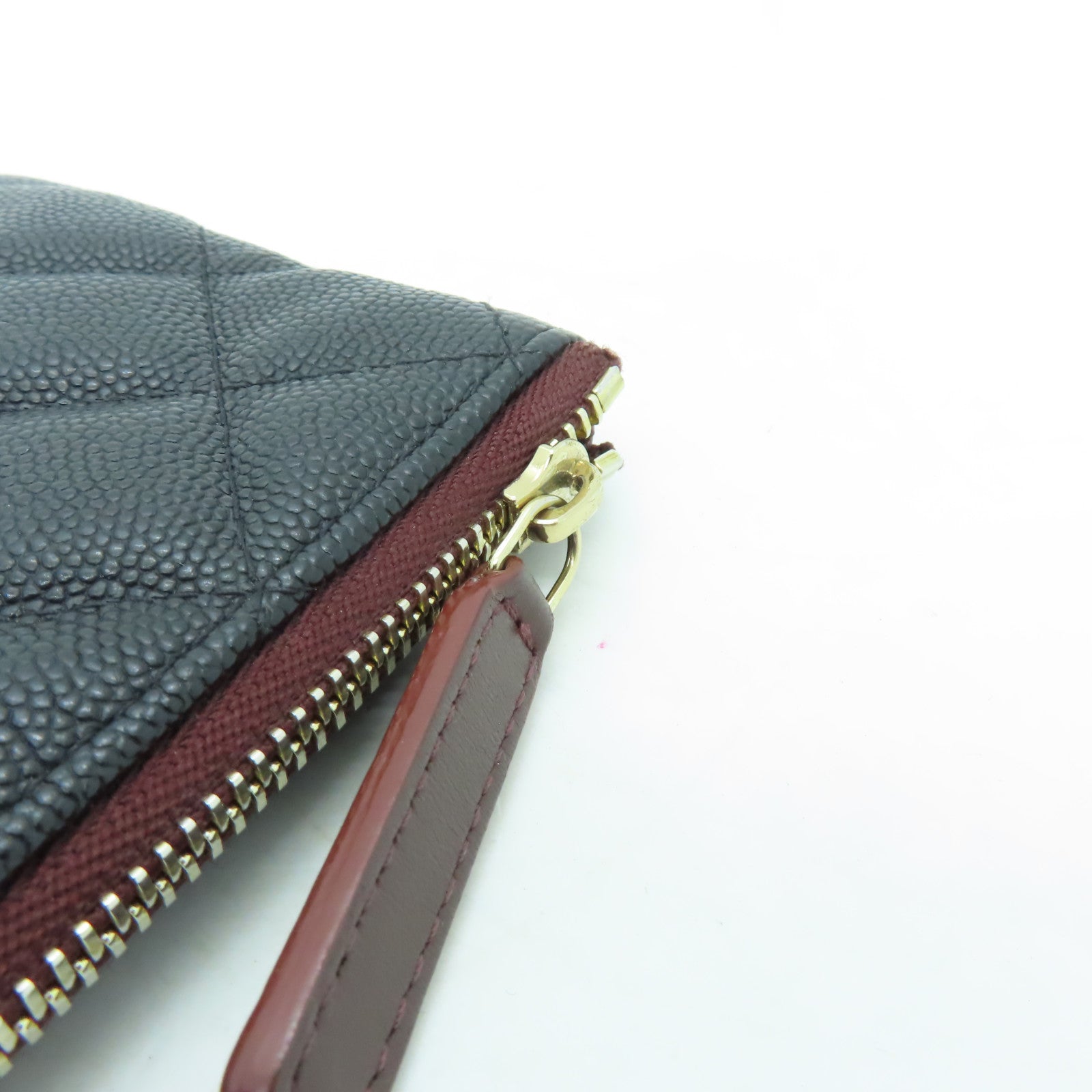 CHANEL 菱格Caviar皮革Clutch Bag金扣手拿包黑色