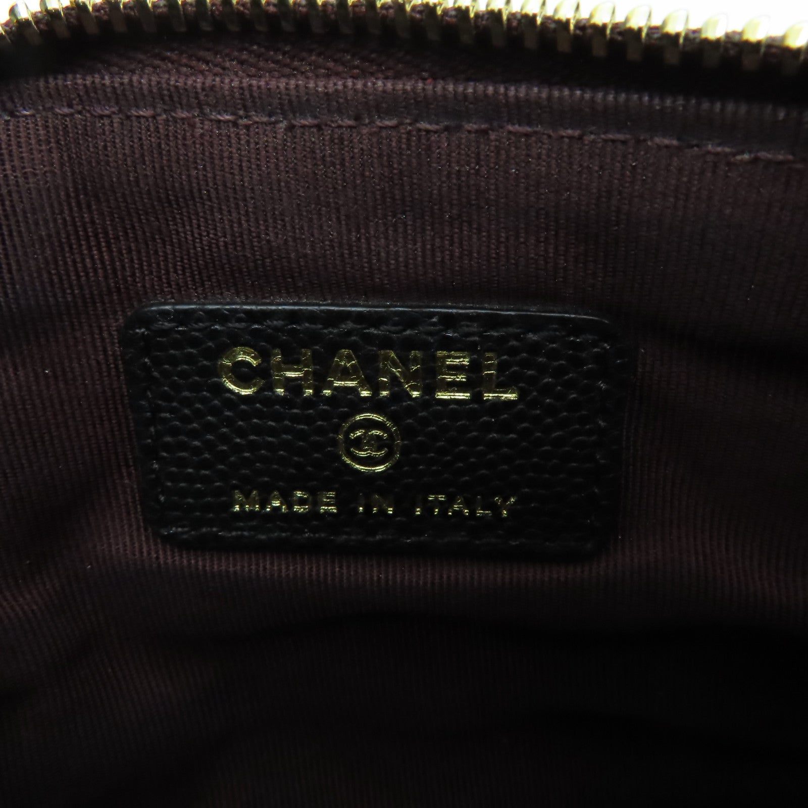 CHANEL 菱格Caviar皮革Clutch Bag金扣手拿包黑色