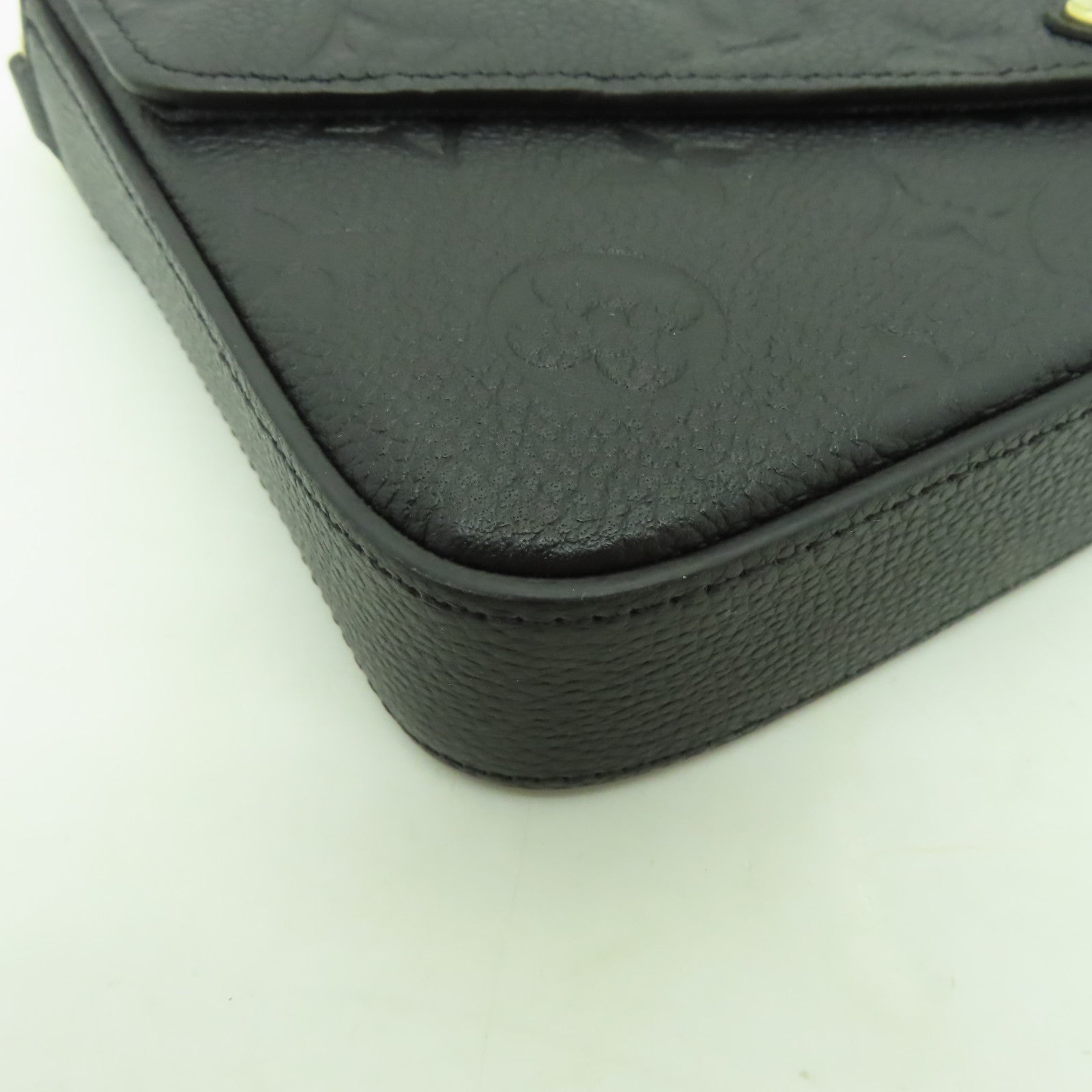 LOUIS VUITTON Monogram Empreinte Felicie Pochette金扣鏈帶肩背袋黑色