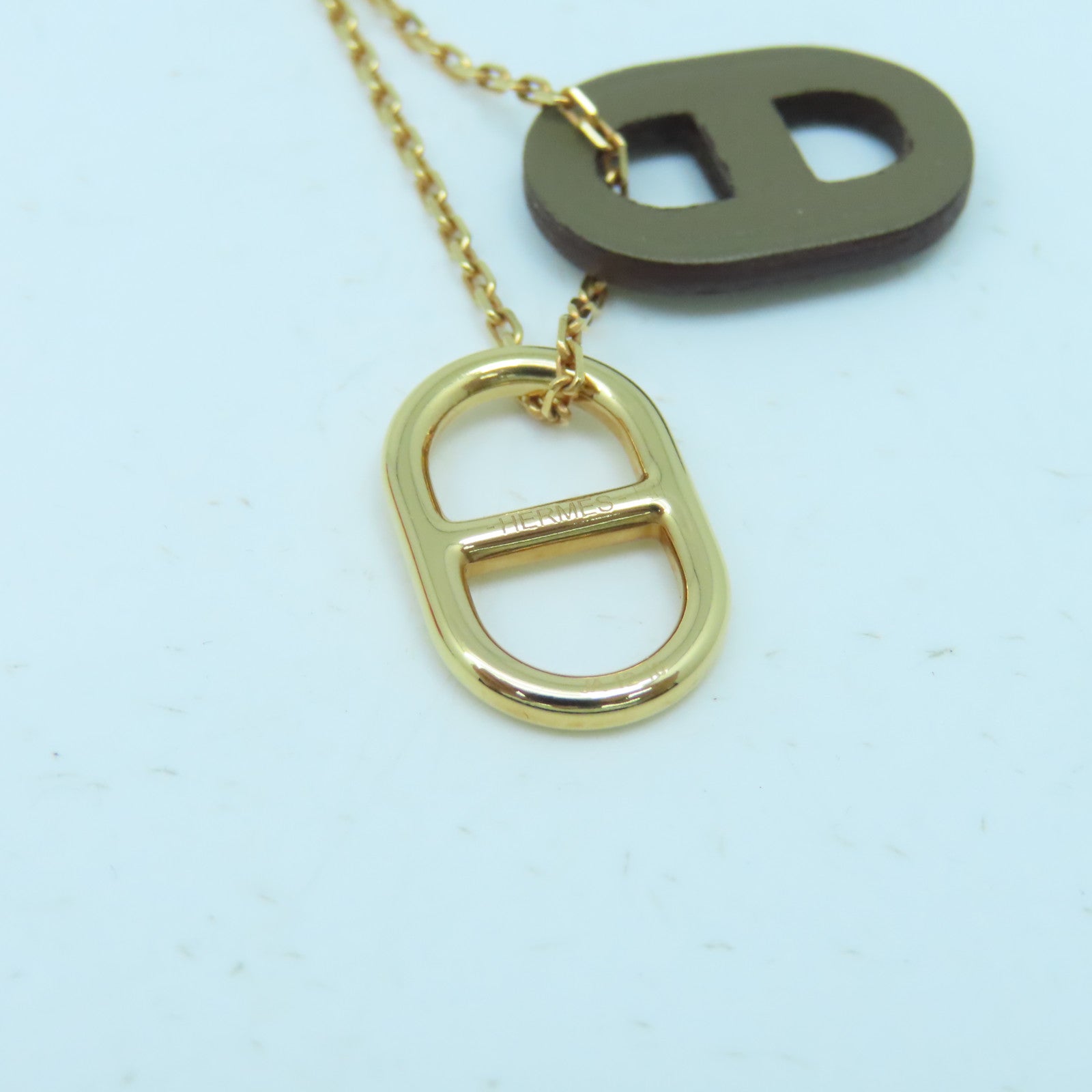 HERMES Metal/Swift Leather O'Maillon Necklace Gold/Brown