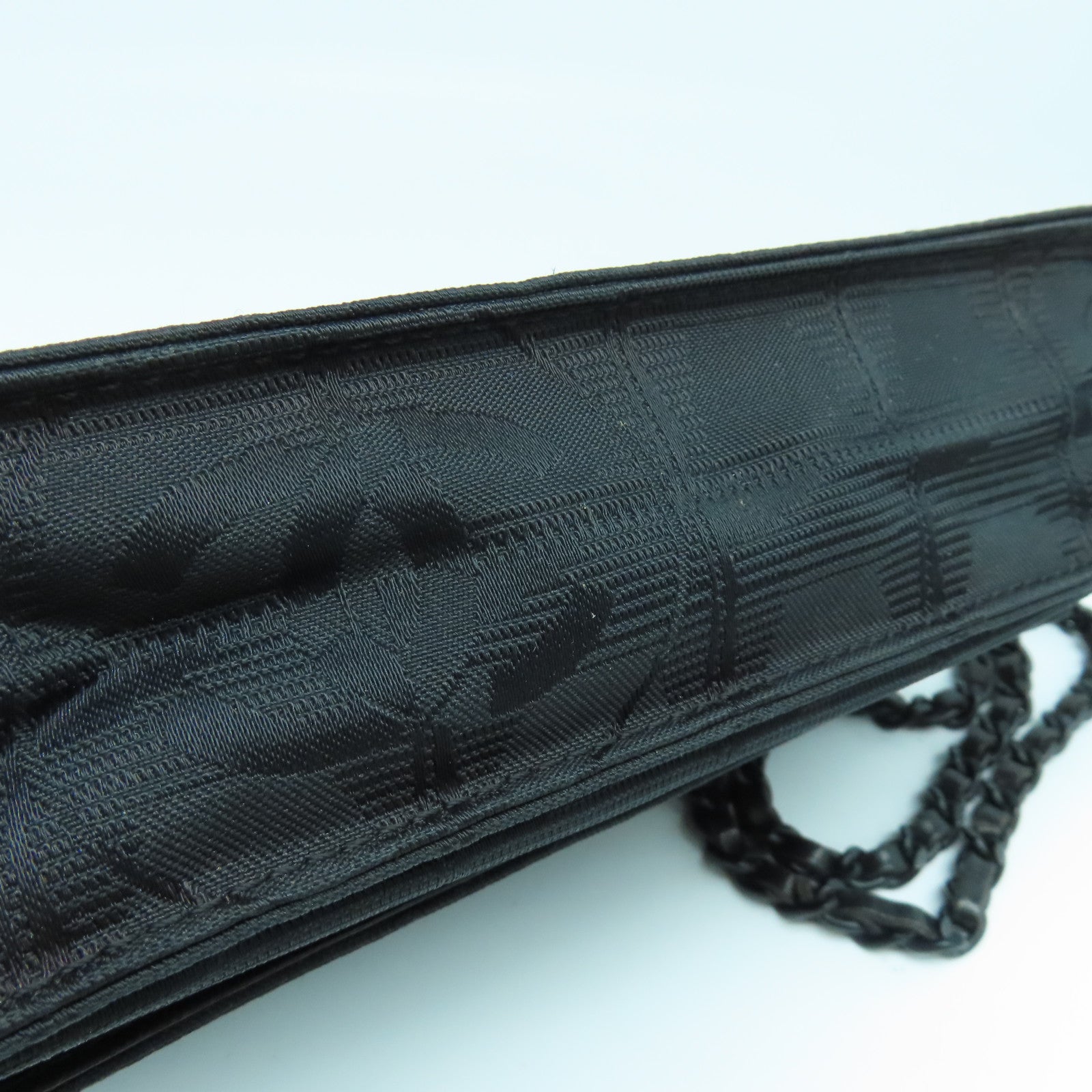 CHANEL 尼龍New Travel Line Woc黑扣鏈帶肩背袋黑色