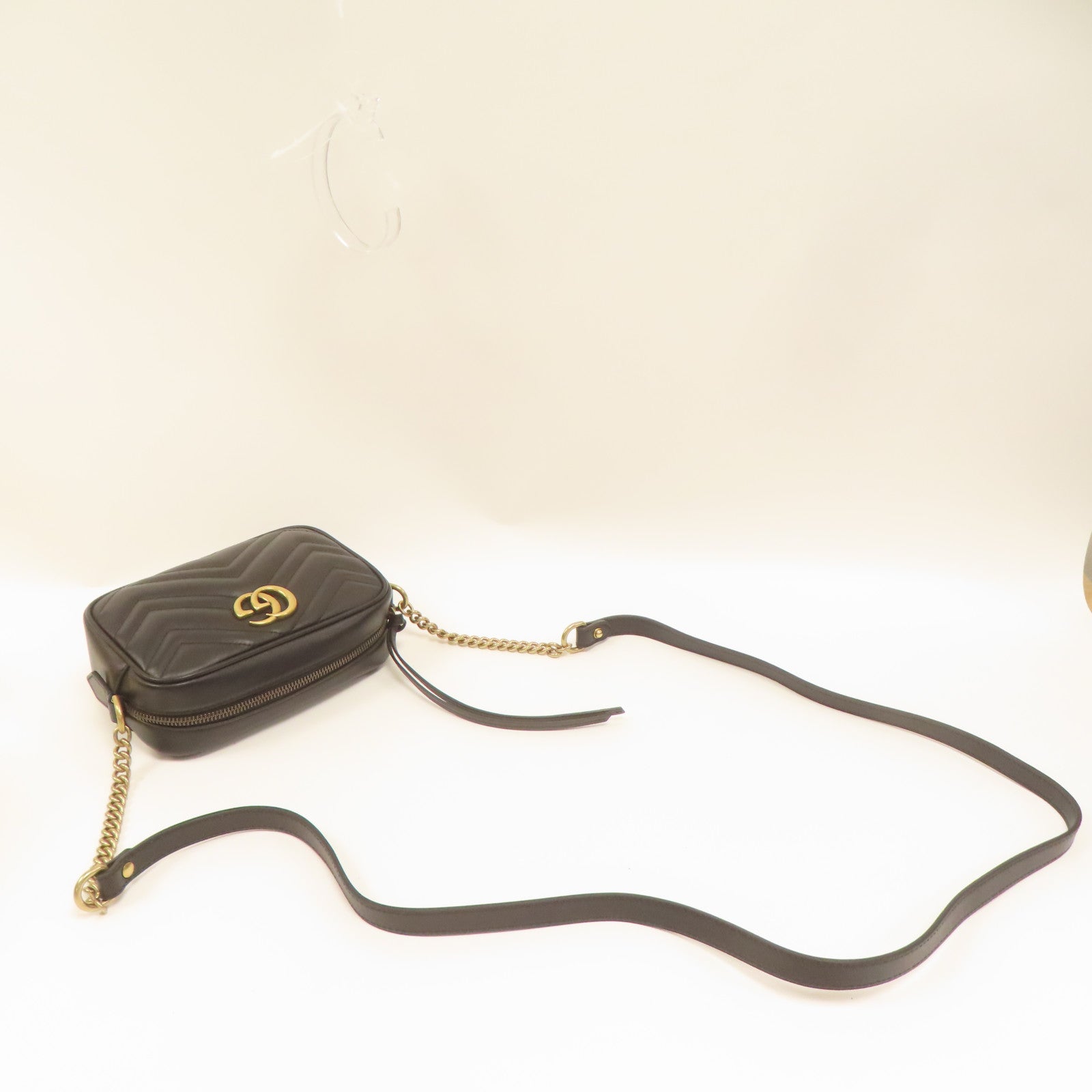 GUCCI 牛皮皮革GG Marmont金扣肩背袋黑色