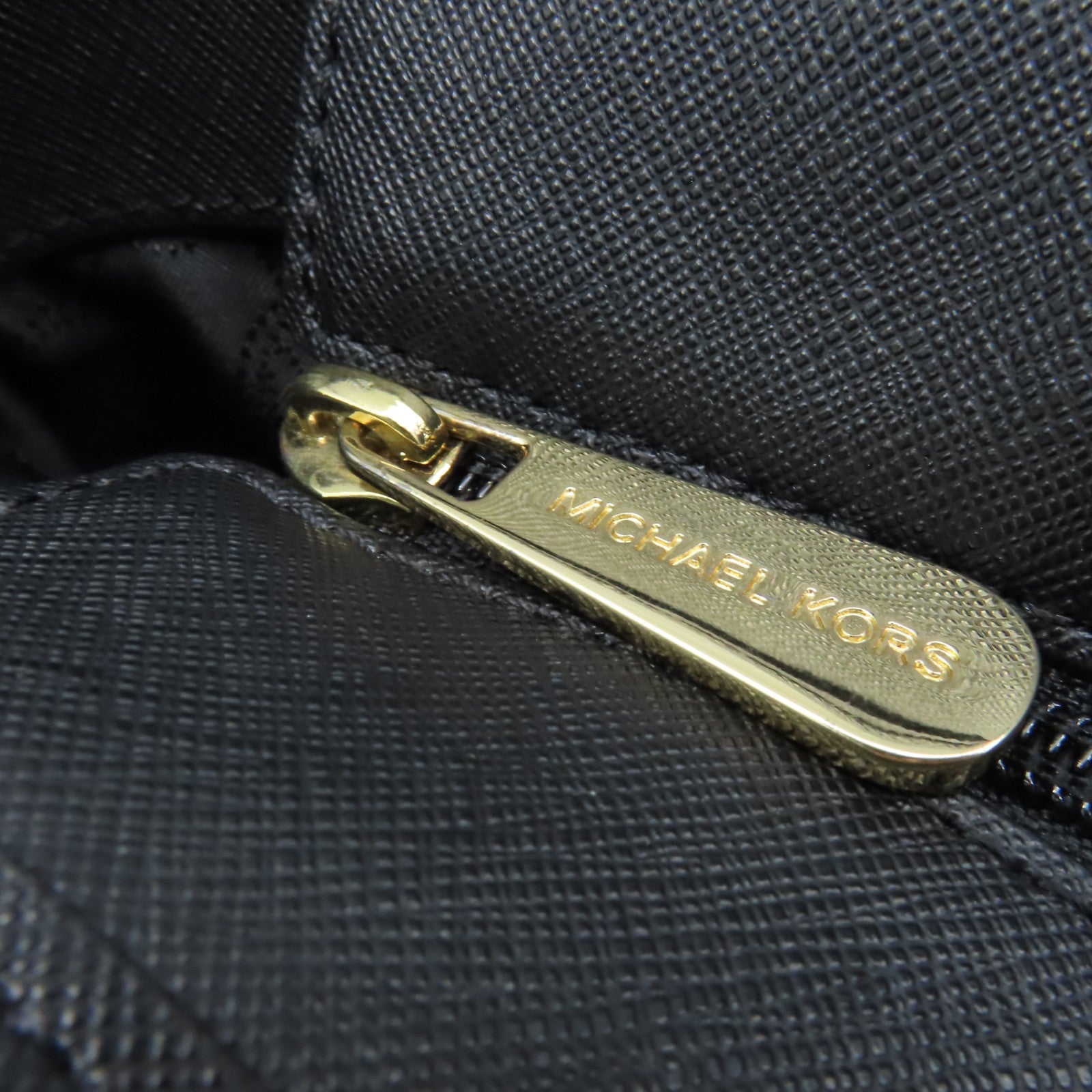Michael Kors 牛皮皮革Tote Bag金扣肩背袋黑色