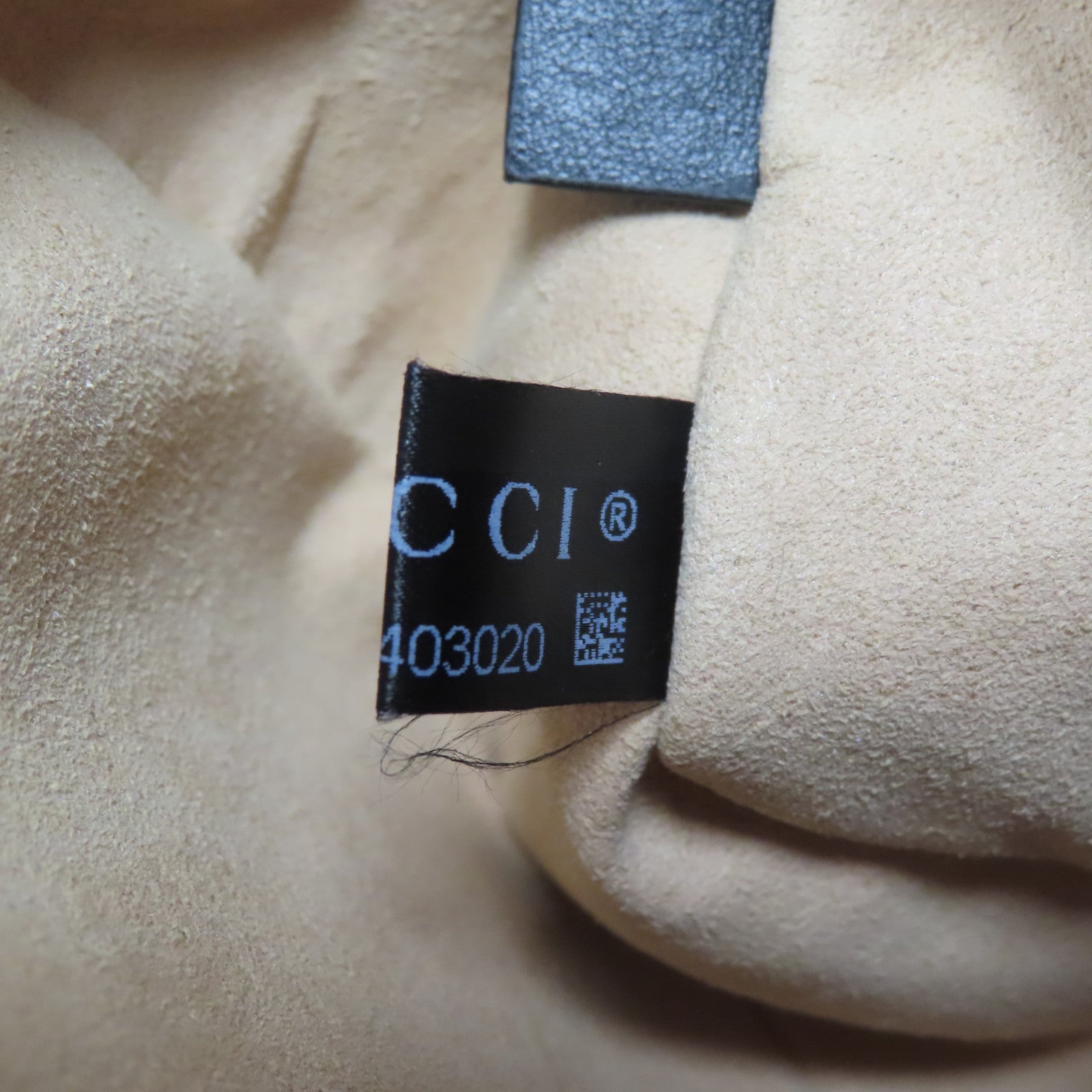 GUCCI 牛皮皮革GG Marmont金扣肩背袋黑色