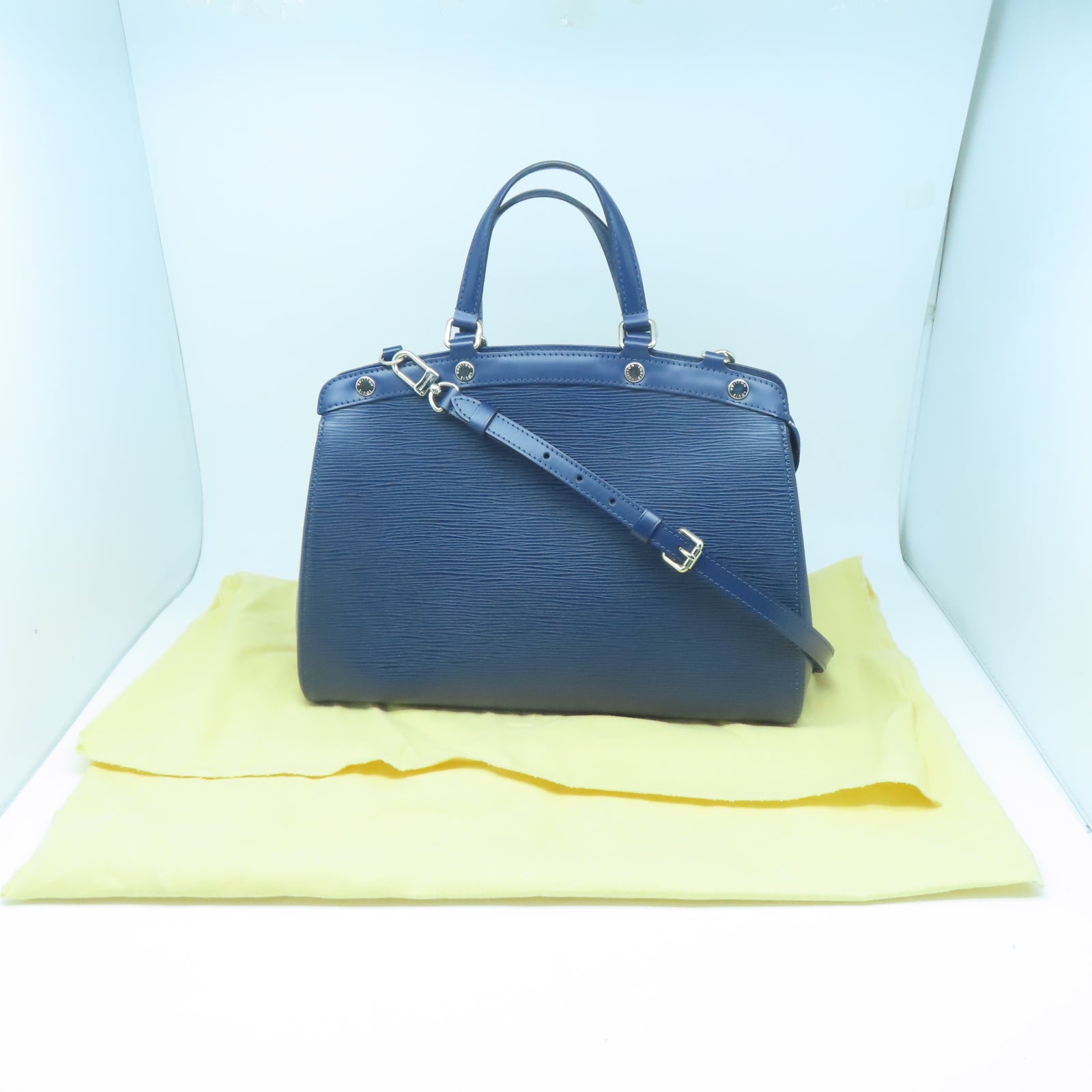 LOUIS VUITTON 【激減優惠】Epi皮革Brea MM銀扣手挽肩背兩用袋藍色