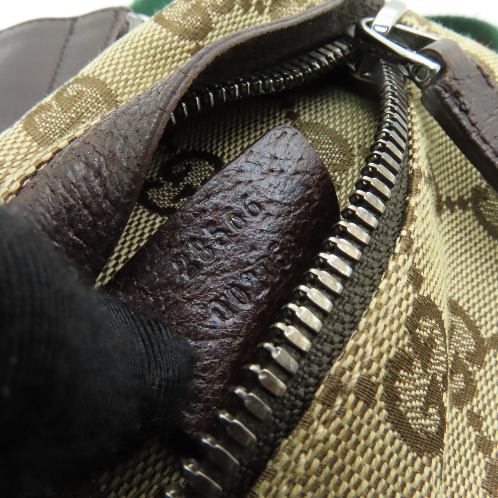 GUCCI 帆布Waist Bag銀扣腰包棕色