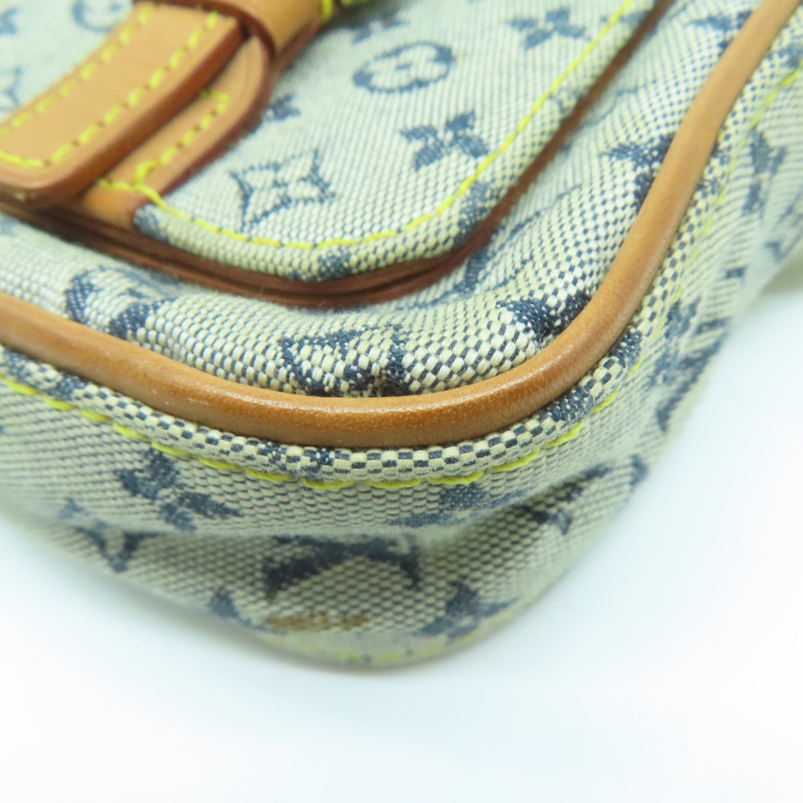 LOUIS VUITTON Monogram Mini Juliet PM金扣肩背袋淺藍色/棕色