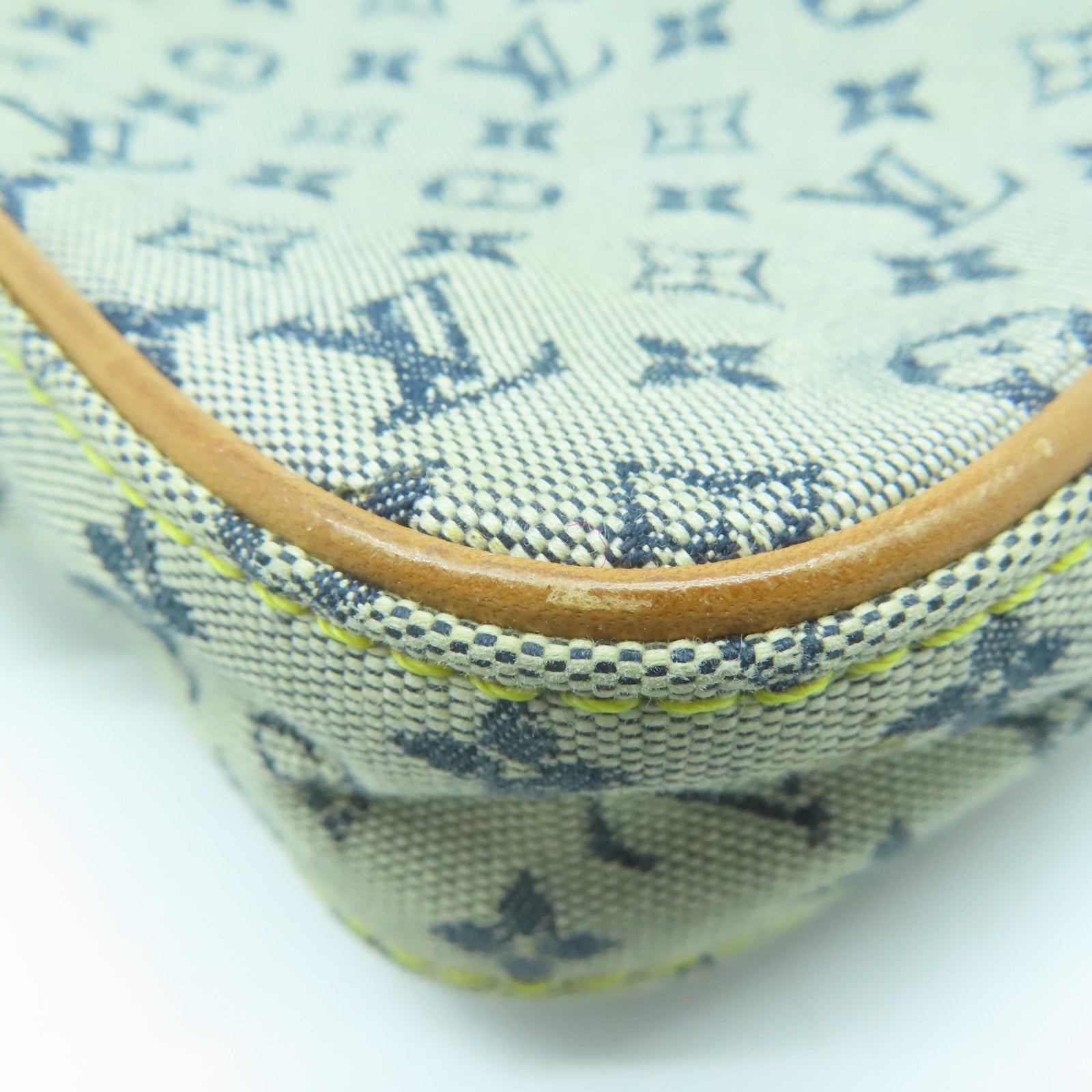 LOUIS VUITTON Monogram Mini Juliet PM金扣肩背袋淺藍色/棕色