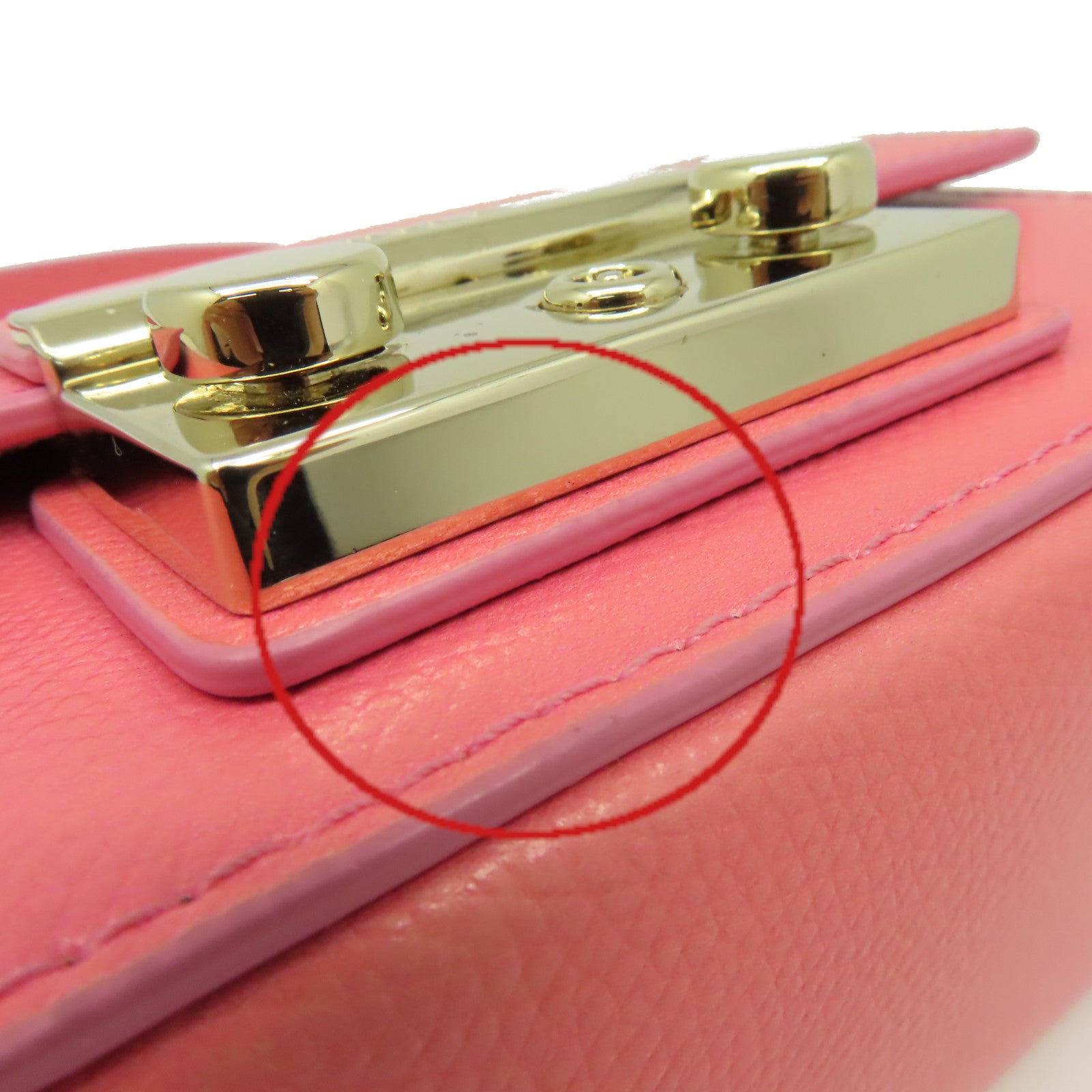 Furla 牛皮皮革Hello Kitty Goes Hiking Shoulder Bag金扣鏈帶肩背袋粉紅色