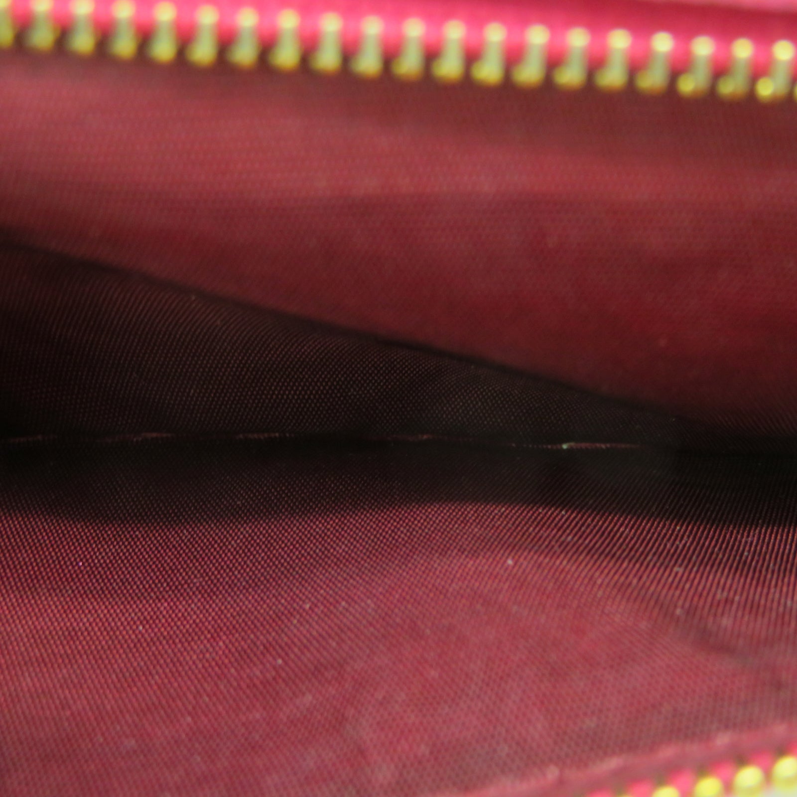 PRADA Saffiano皮革Long wallet金扣錢包粉紅色