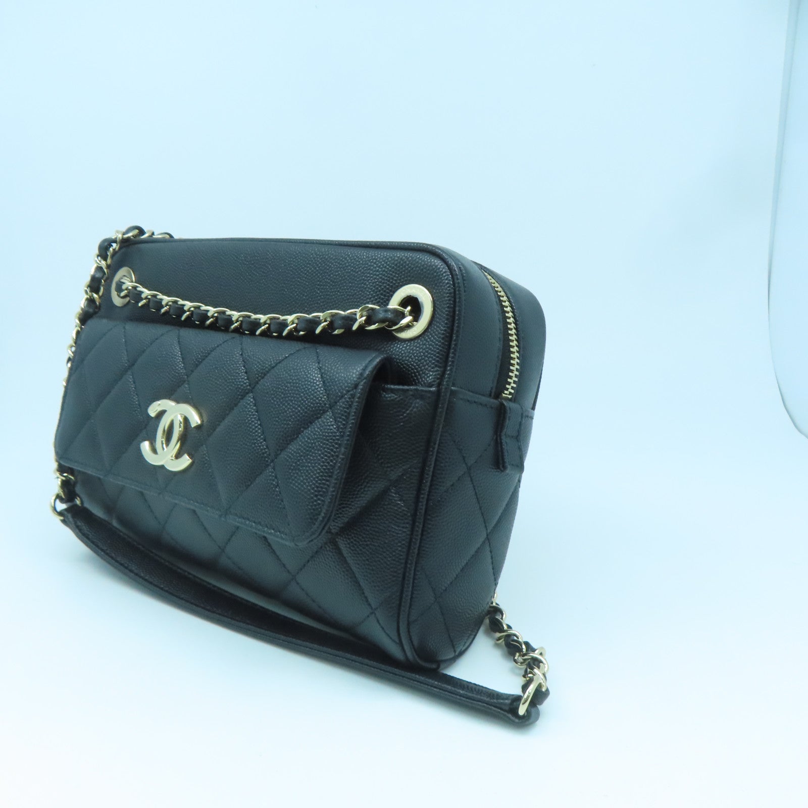 CHANEL 菱格牛皮皮革Chain Shoulder金扣鏈帶肩背袋黑色