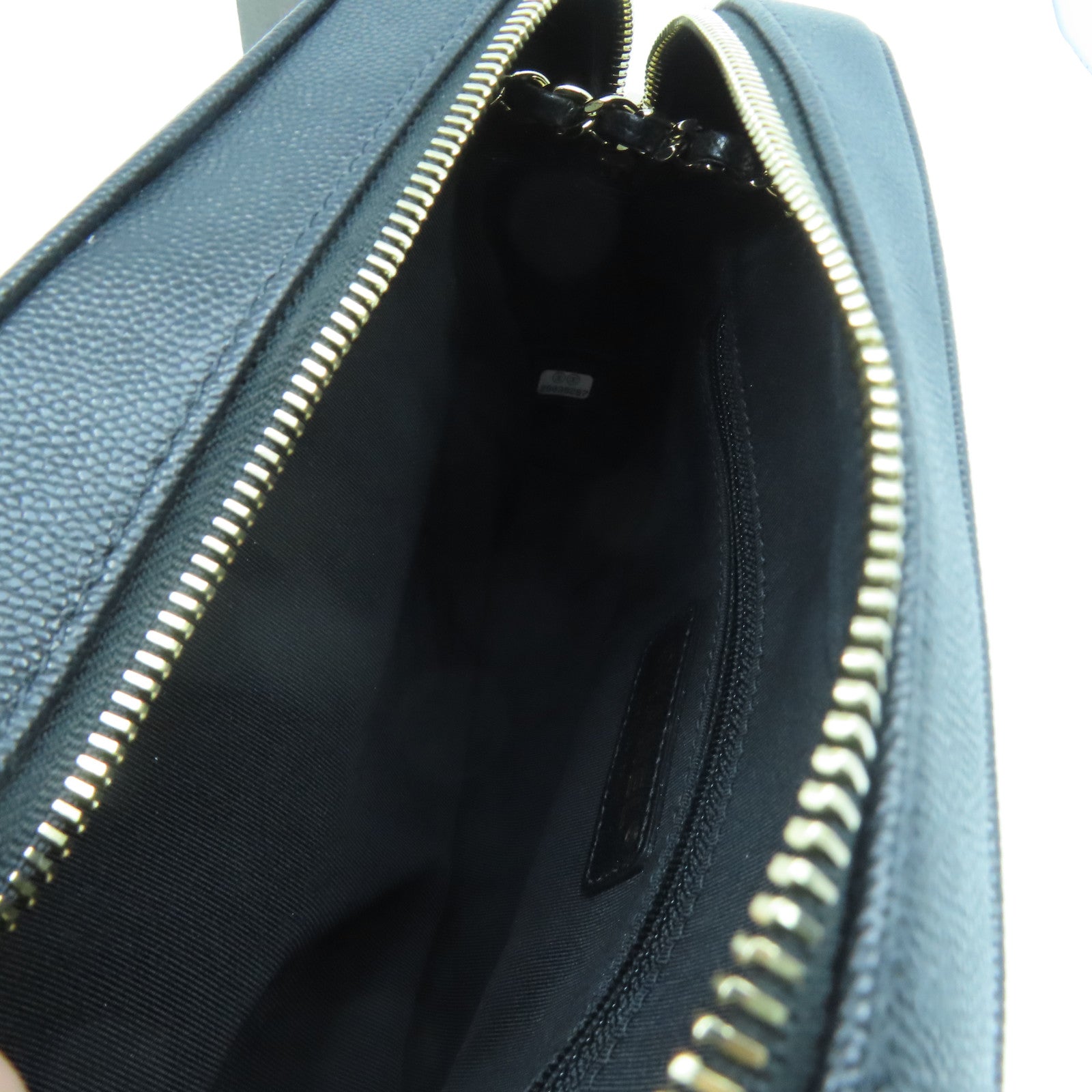 CHANEL 菱格牛皮皮革Chain Shoulder金扣鏈帶肩背袋黑色