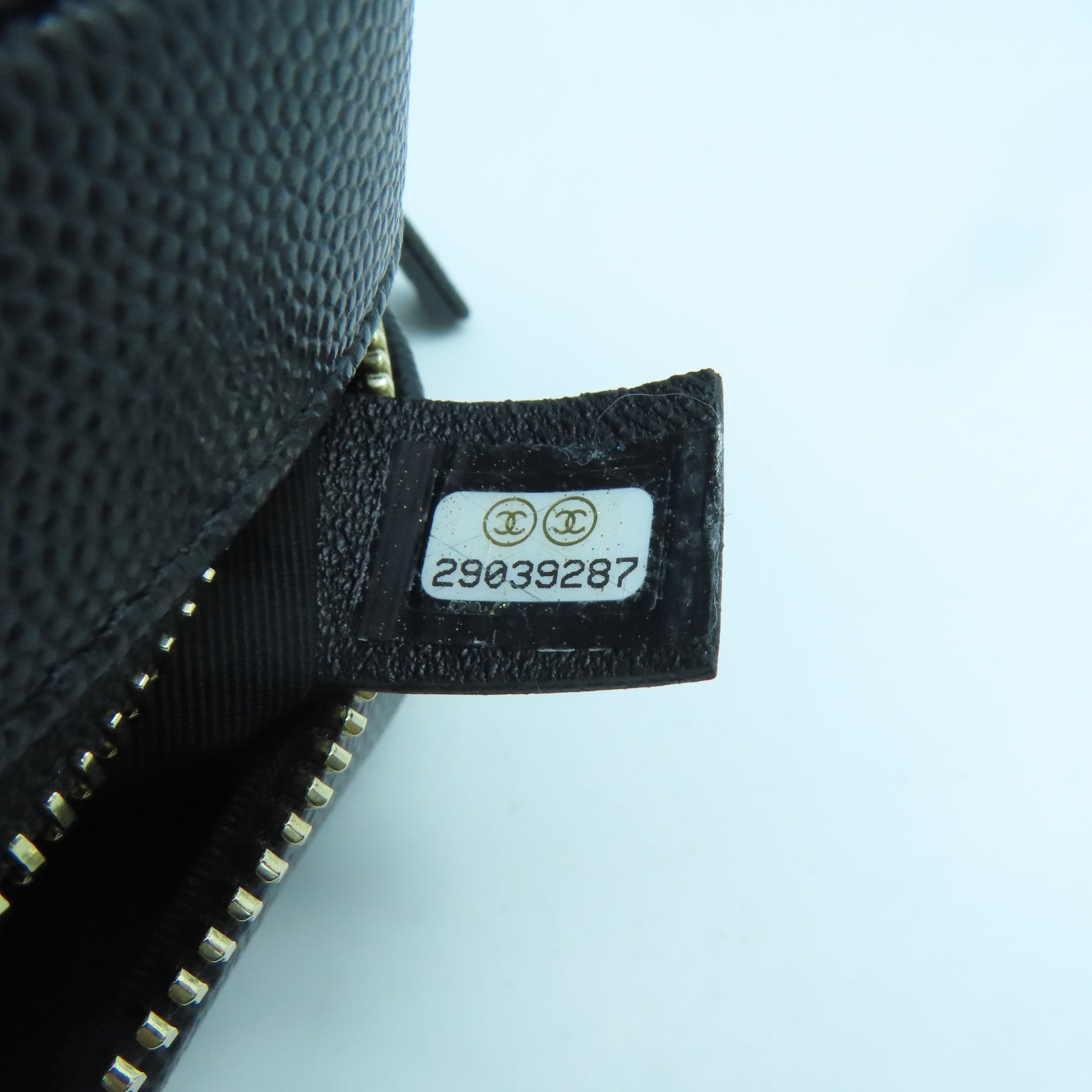 CHANEL 菱格牛皮皮革Chain Shoulder金扣鏈帶肩背袋黑色