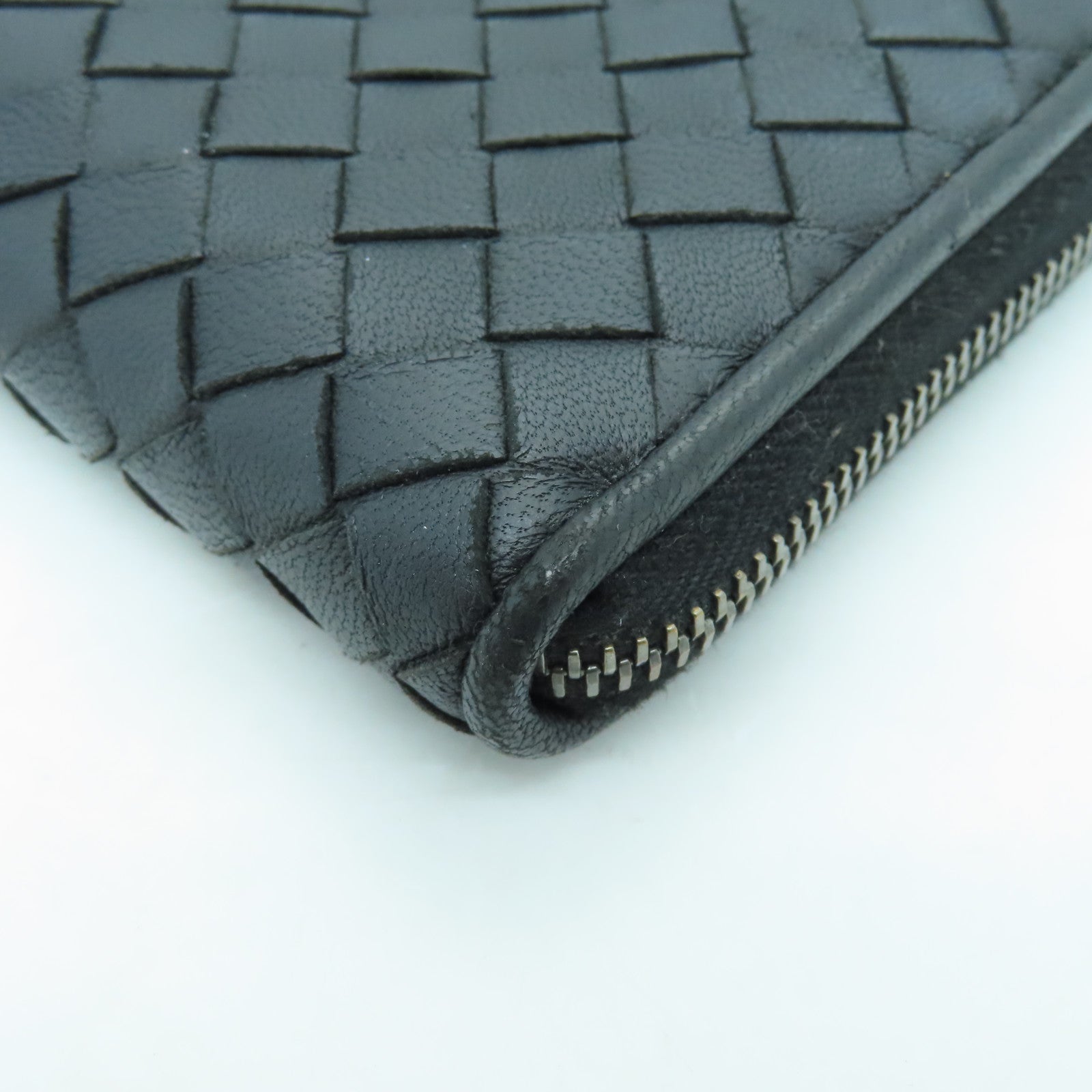 BOTTEGA VENETA Textured Leather Long Wallet Silver Buckle Long Wallet Black