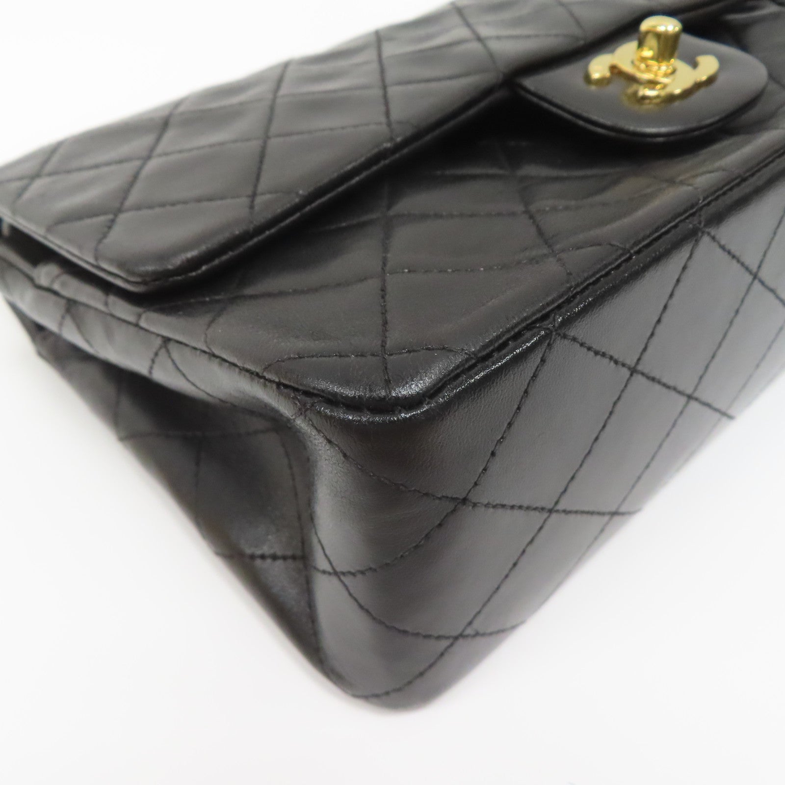 CHANEL 菱格羊皮皮革Vintage Classic 25金扣鏈帶肩背袋黑色