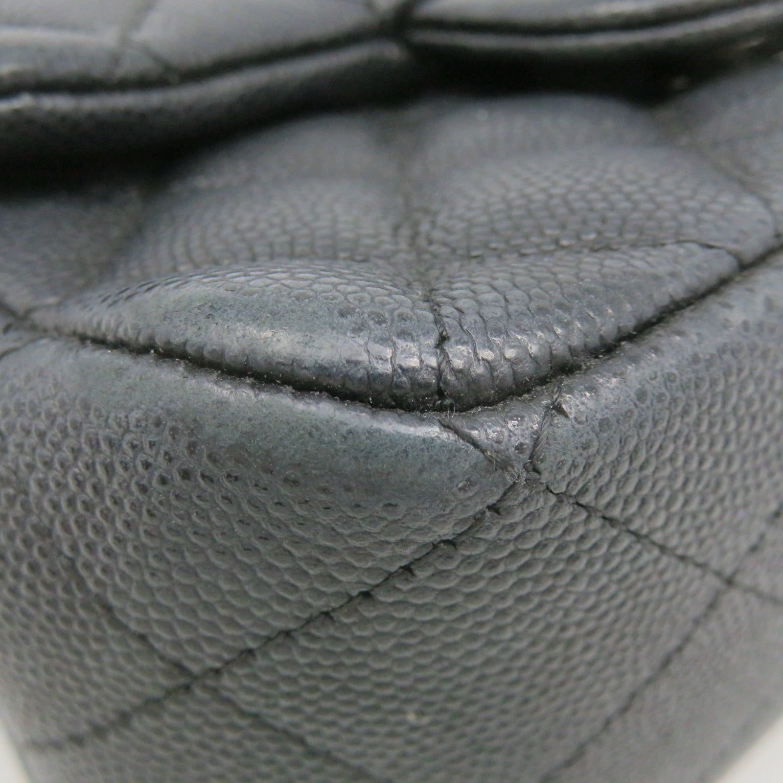 CHANEL 菱格Caviar皮革Chain Shoulder Bag銀扣鏈帶肩背袋碳灰色