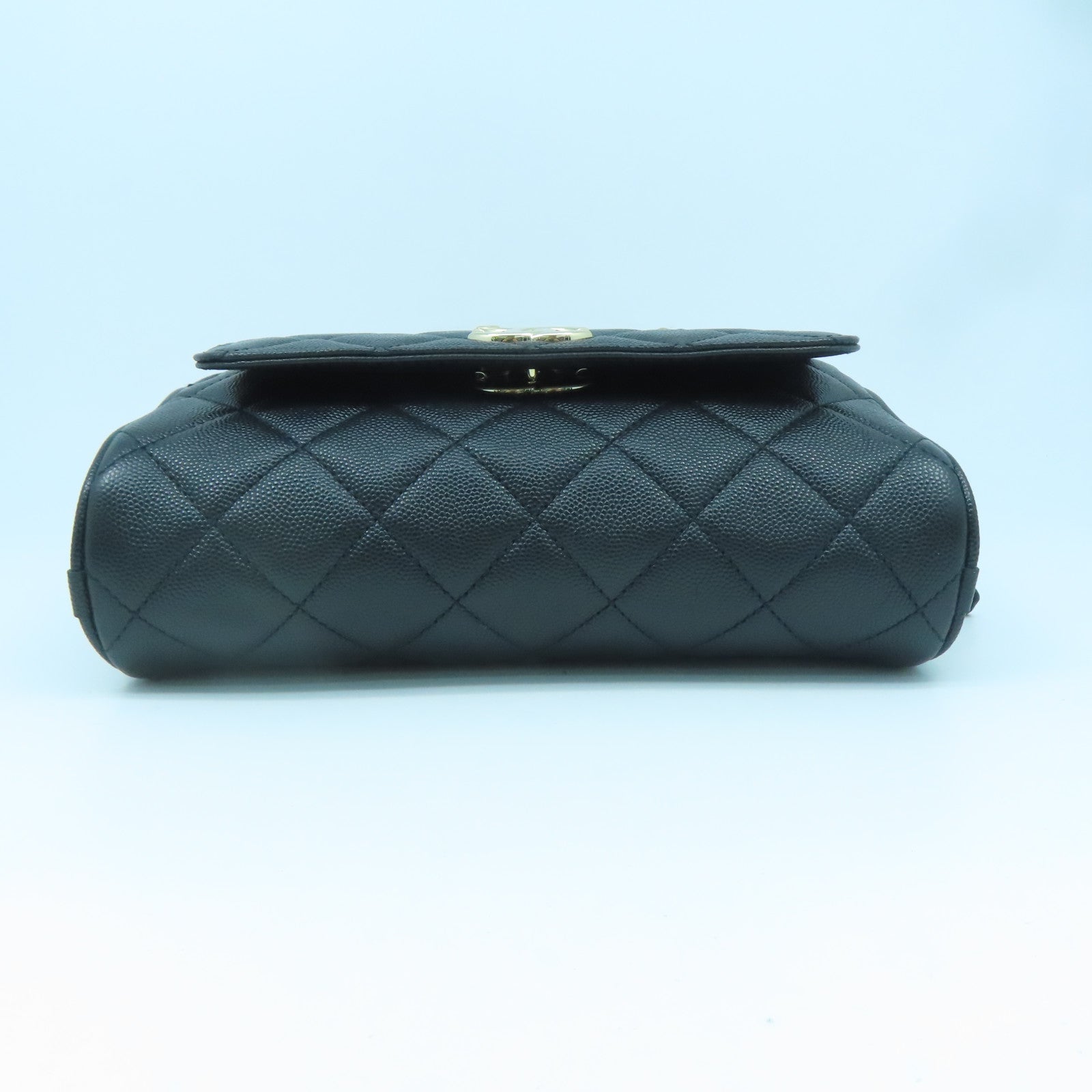 CHANEL 菱格牛皮皮革Chain Shoulder金扣鏈帶肩背袋黑色