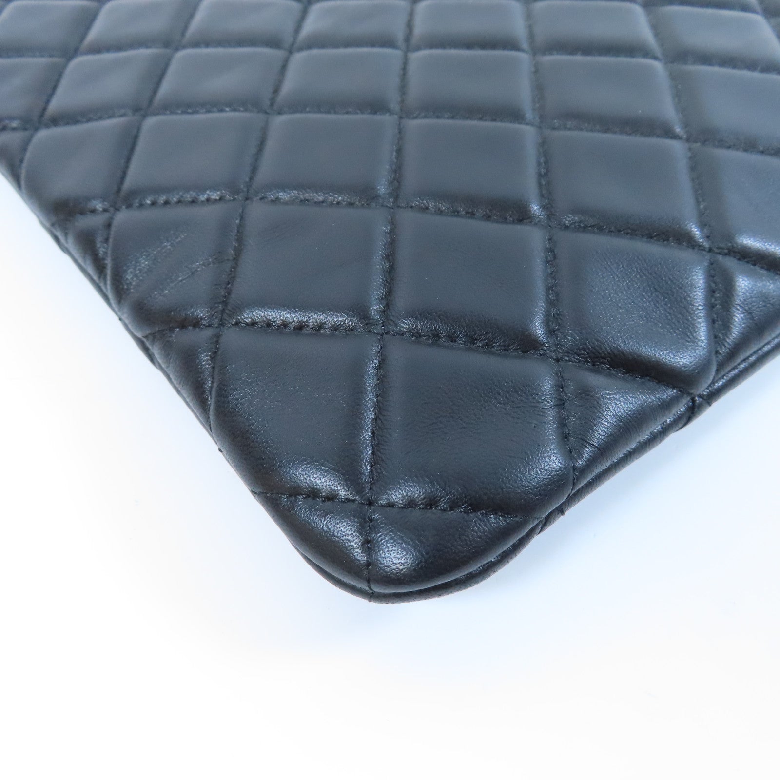 CHANEL 菱格羊皮皮革Clutch Bag金扣手拿包黑色