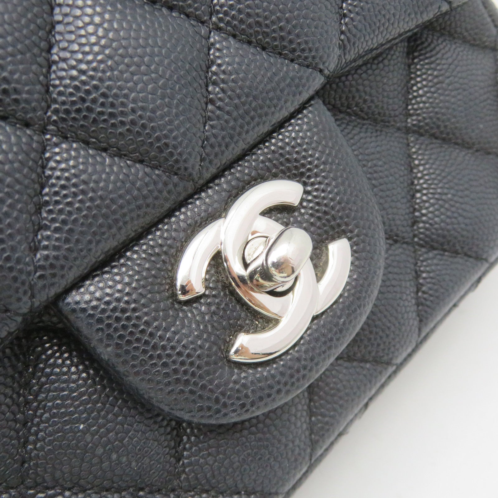 CHANEL 菱格Caviar皮革Chain Shoulder Bag銀扣鏈帶肩背袋碳灰色