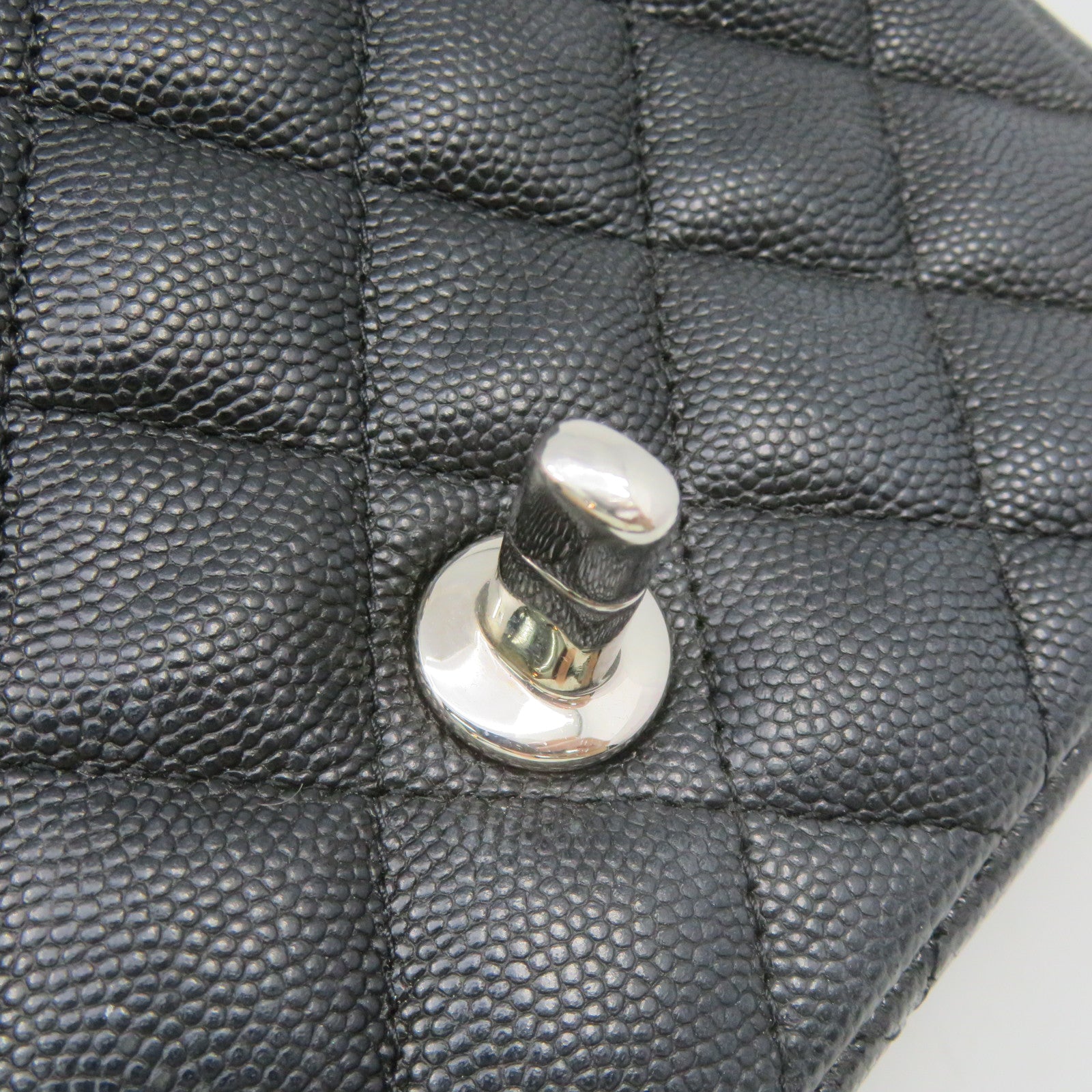 CHANEL 菱格Caviar皮革Chain Shoulder Bag銀扣鏈帶肩背袋碳灰色