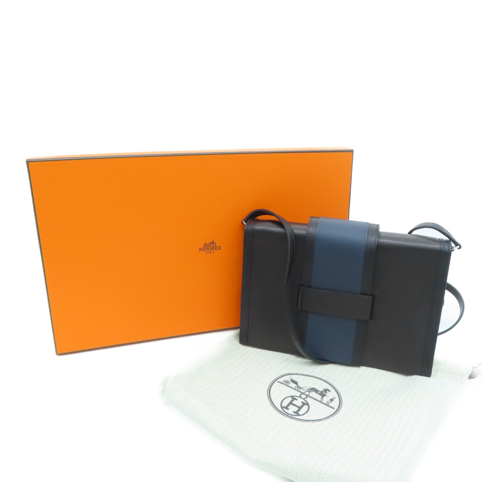 HERMES Evergrain/Evercolor皮革Pochette H Passant銀扣肩背袋藍色/黑色